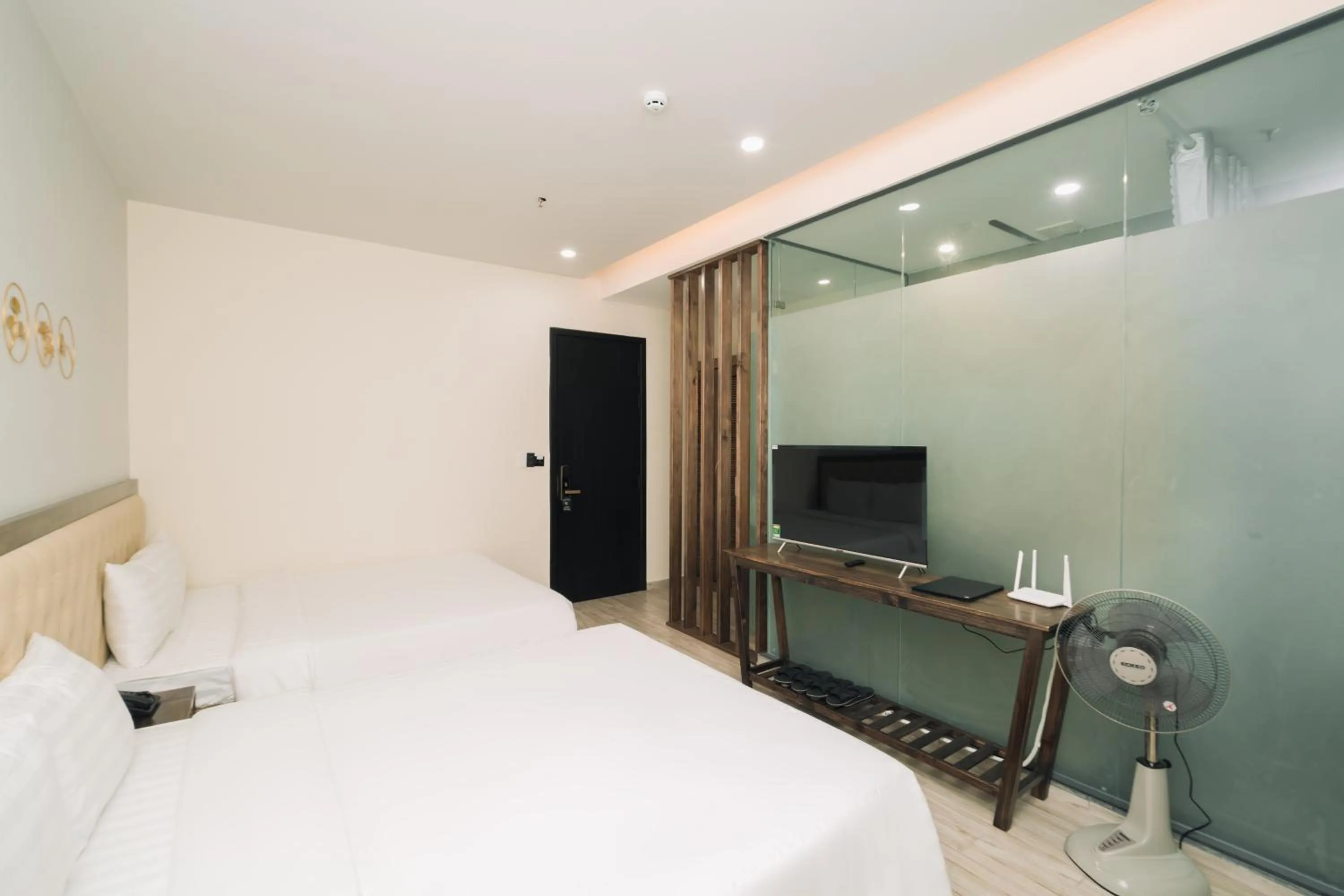 Deluxe Twin Room in Greenview City Hotel