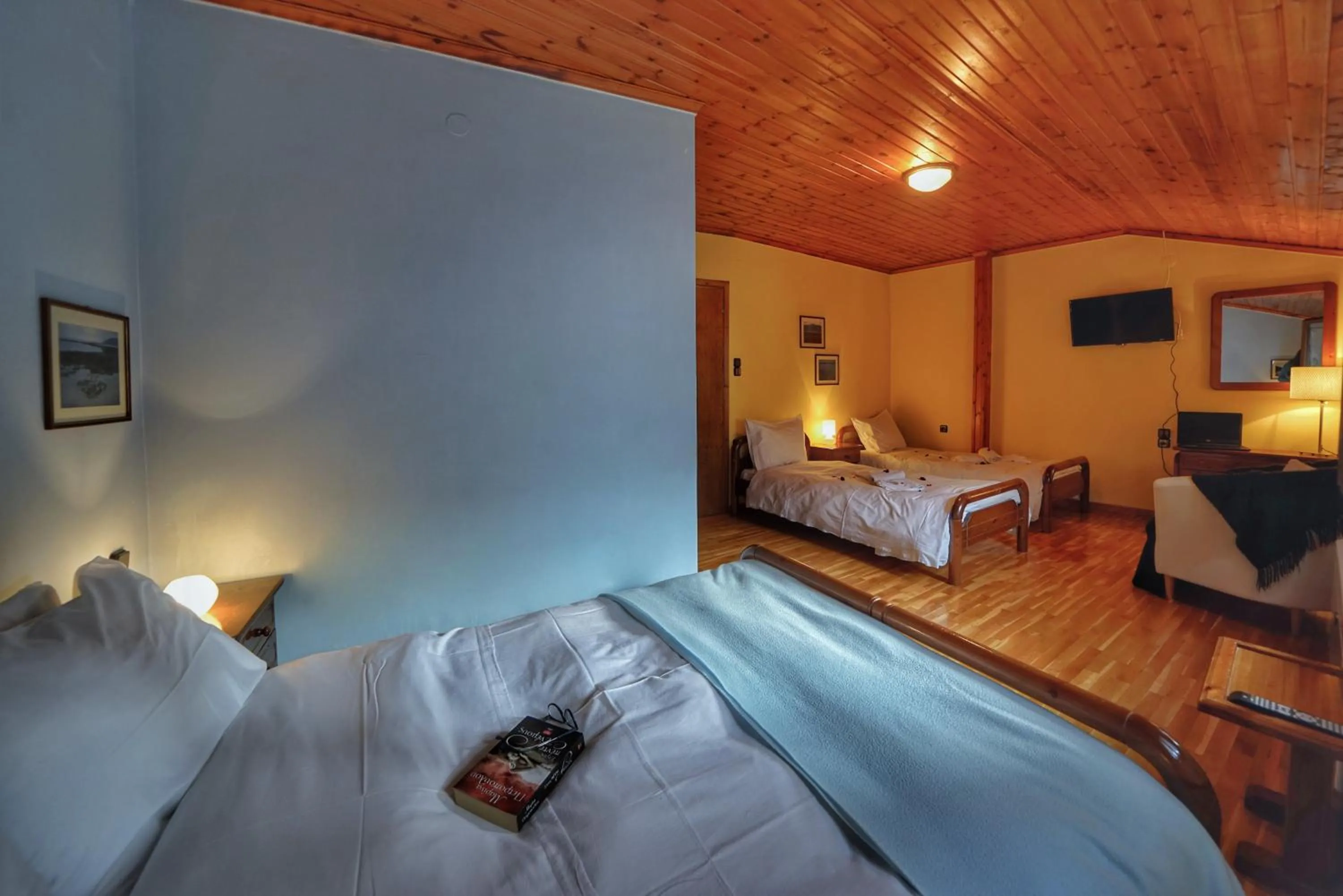 Family Suite with Mountain View in To Balkoni tis Agorianis