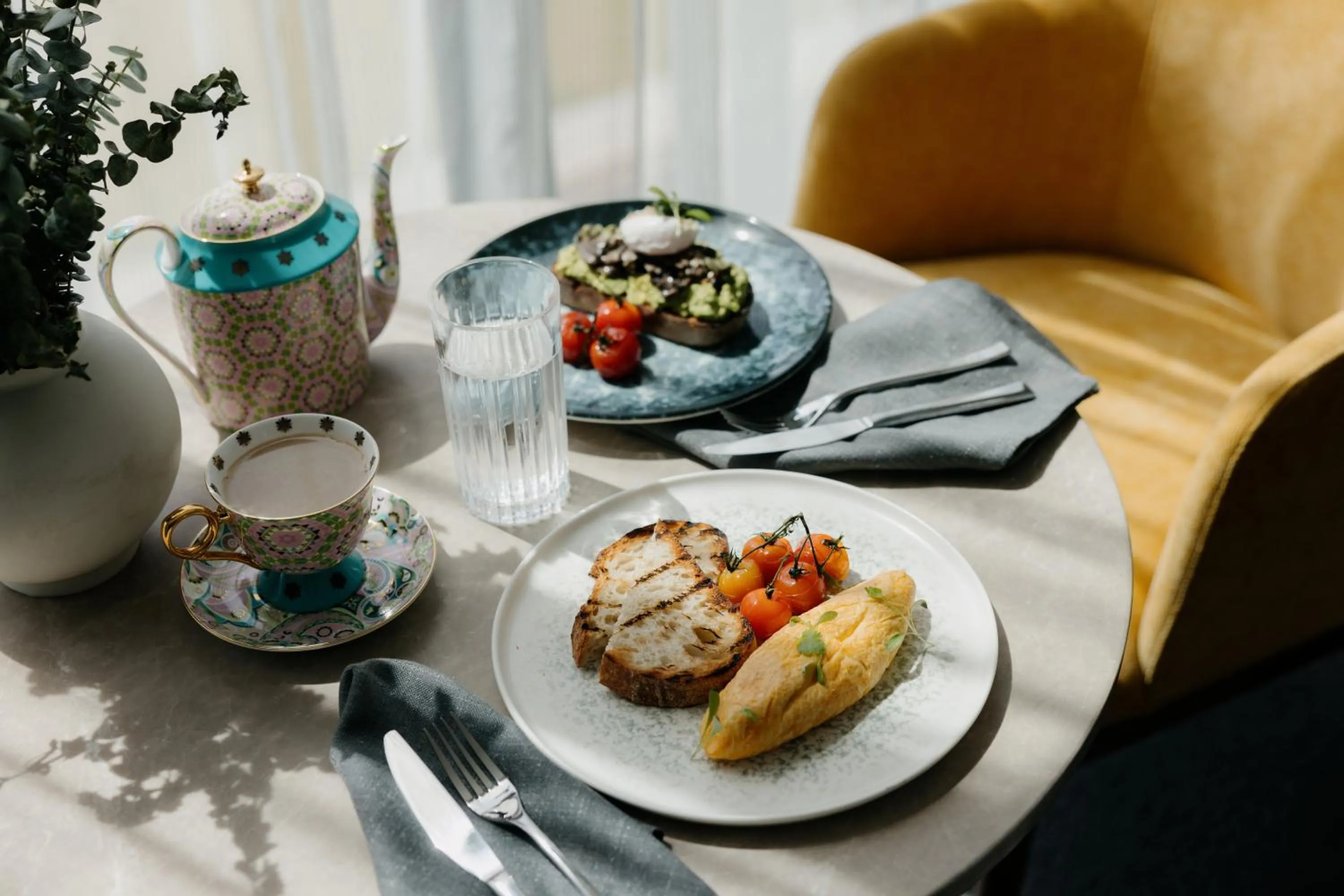 Standard Room in Crowne Plaza Adelaide Mawson Lakes by IHG