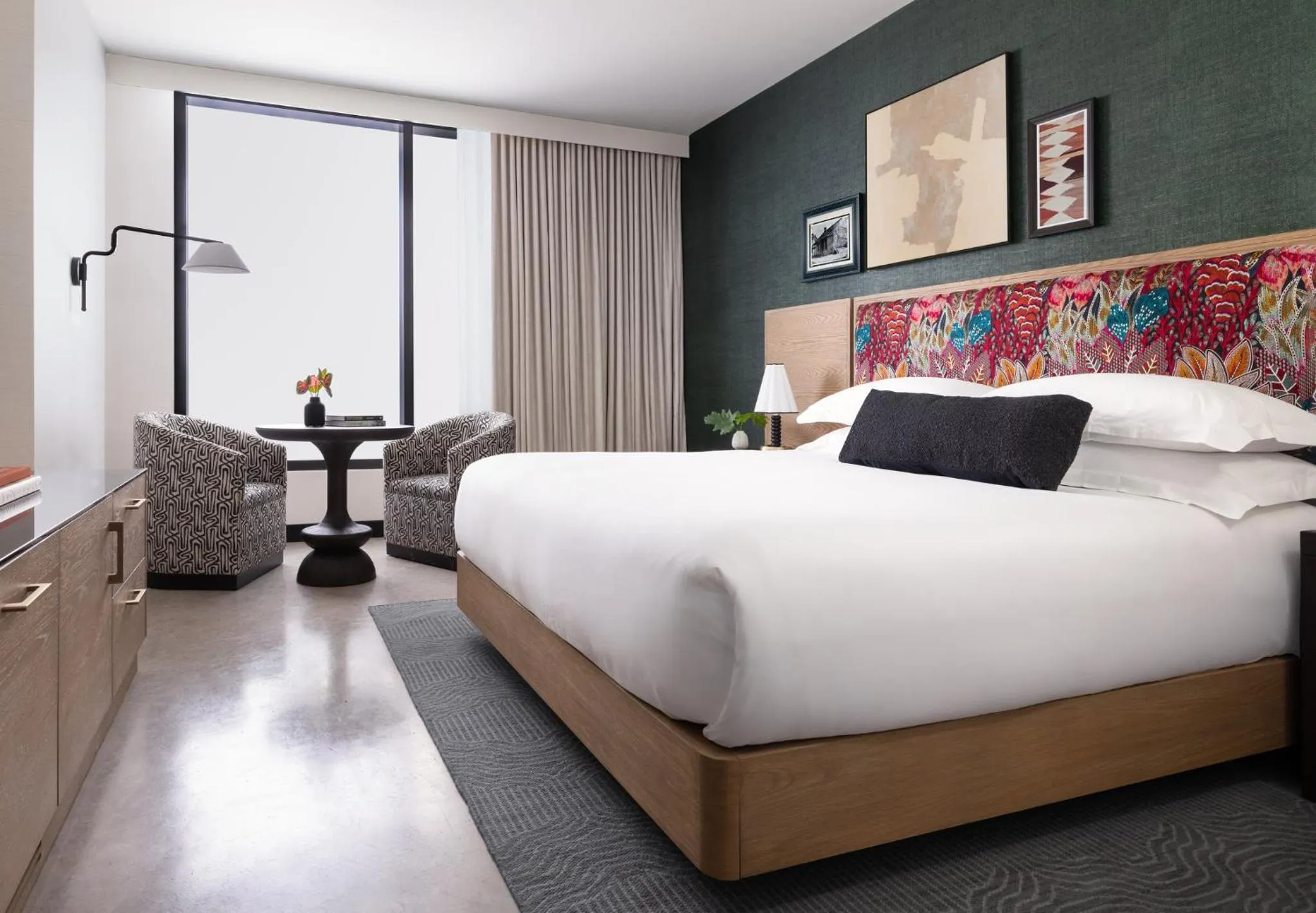 California King Room in Kimpton Santo San Antonio - Riverwalk by IHG