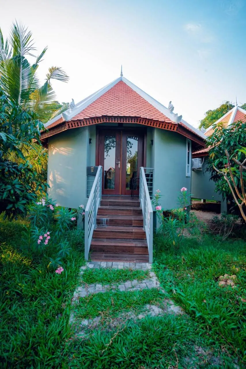 Cottage with Garden View in Ganesha Kampot Resort