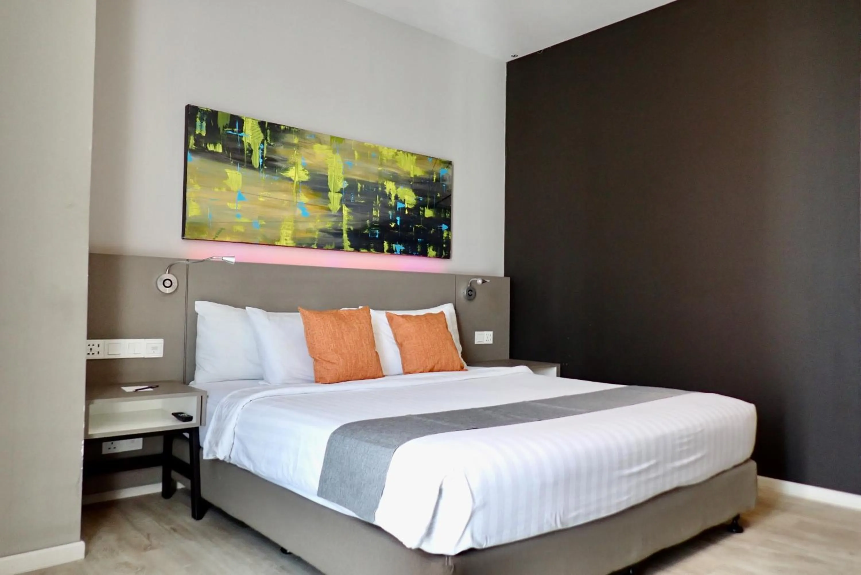 Superior King Room in Qliq Damansara Hotel