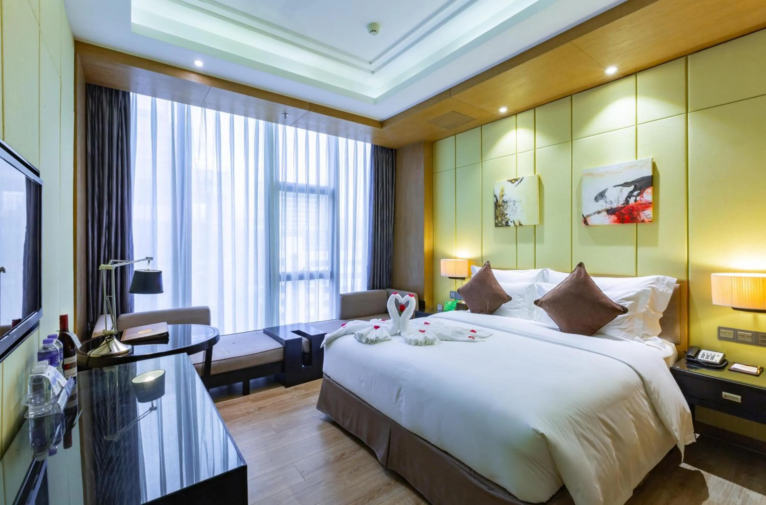 Superior Queen Room in Zhuhai Palm Spring Hotel