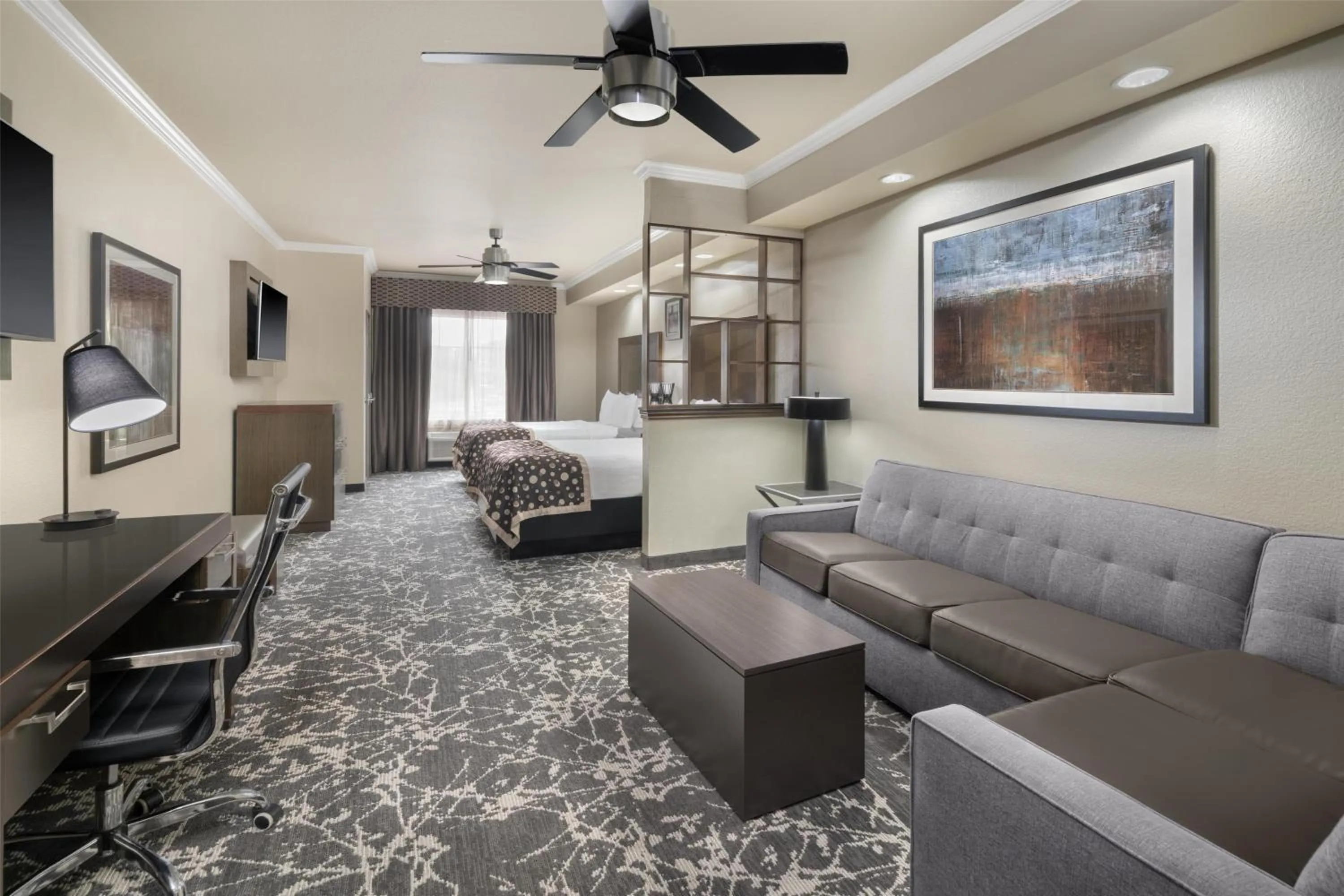 Queen Suite with Two Queen Beds with Sofa Bed in Best Western Premier Crown Chase Inn & Suites