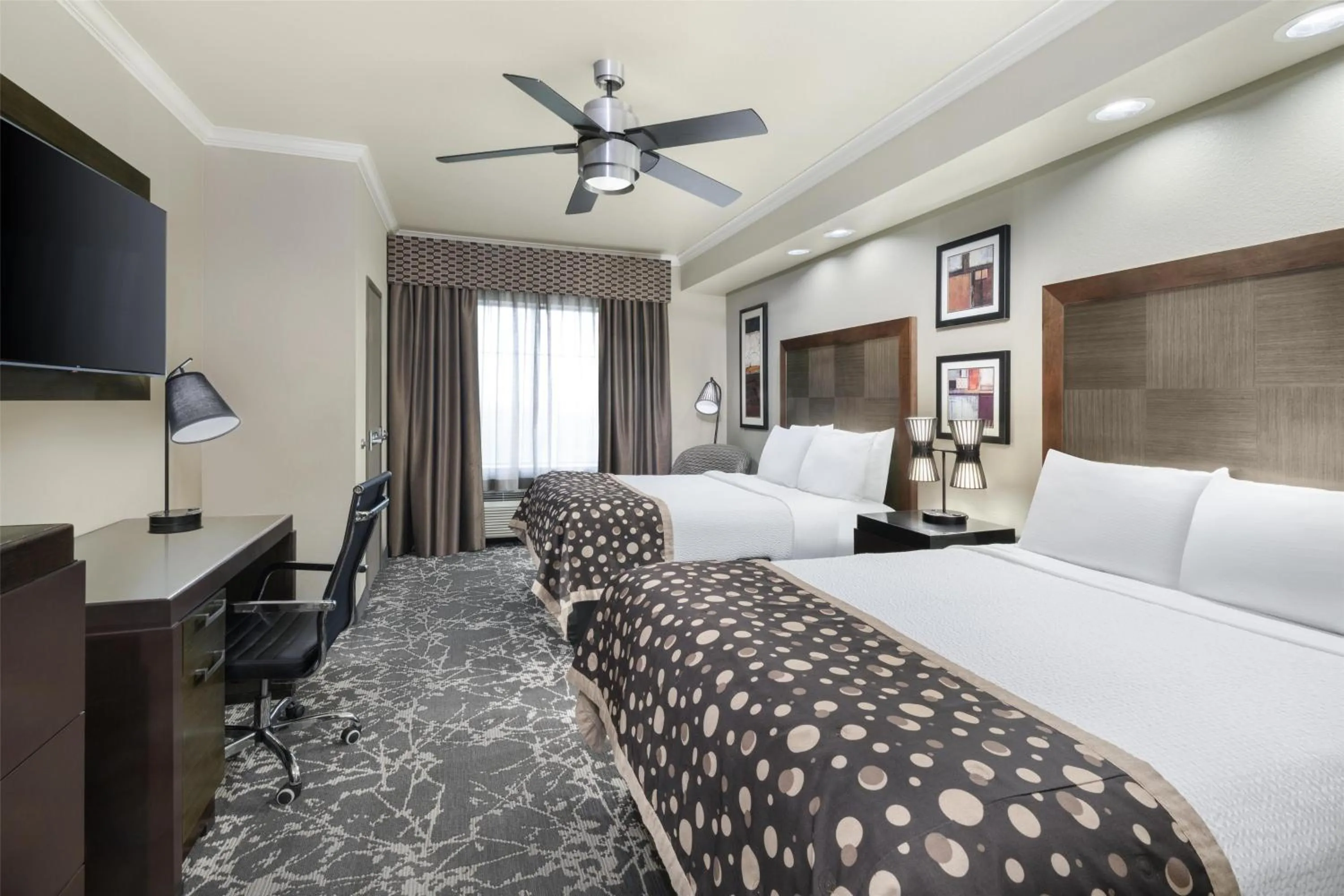 Queen Room with Two Queen Beds and Pool View - Non-Smoking in Best Western Premier Crown Chase Inn & Suites