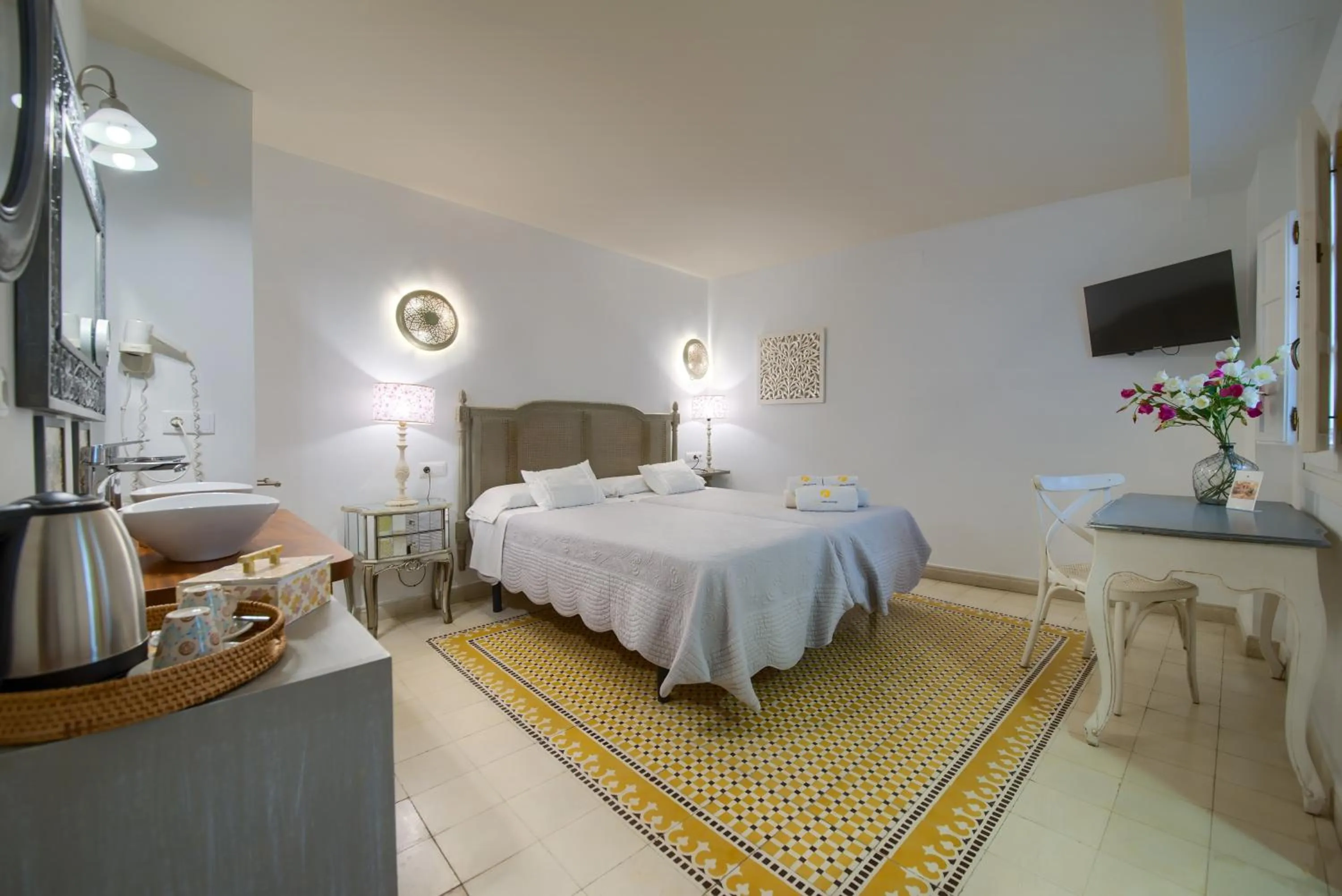 Superior Double Room in Hotel Argantonio