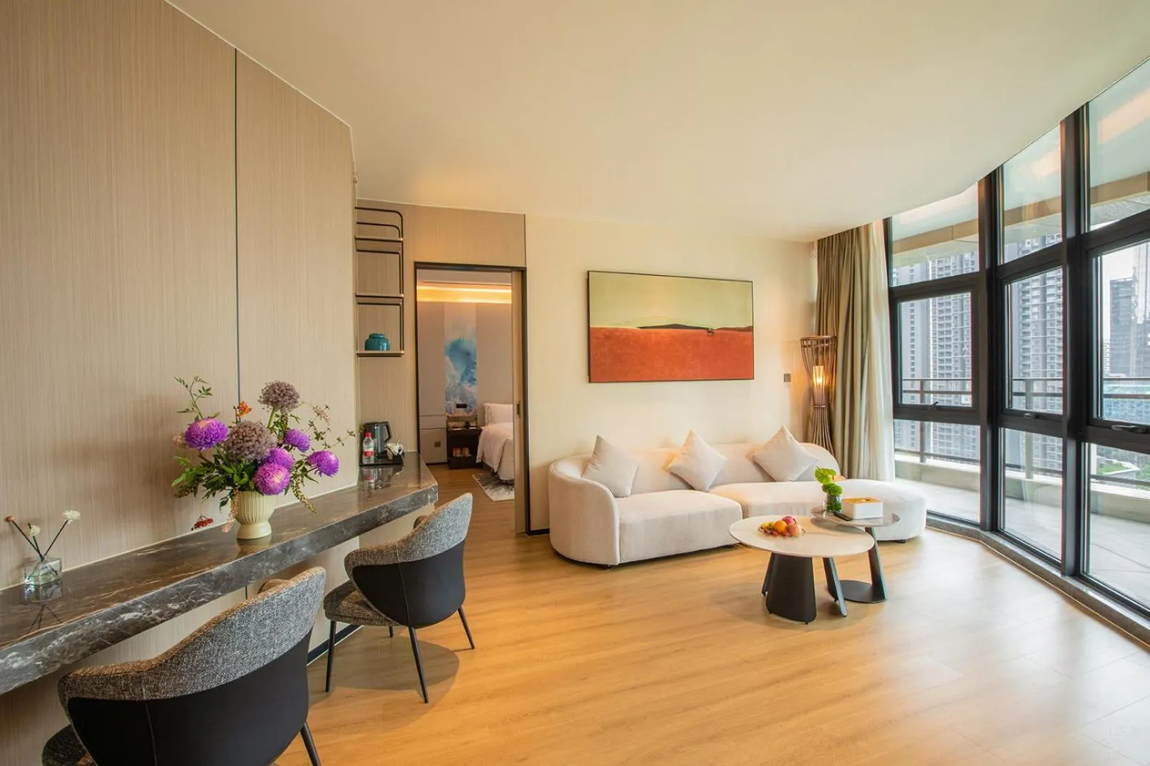 Deluxe Suite in Lia Charlton Hotel Shenzhen