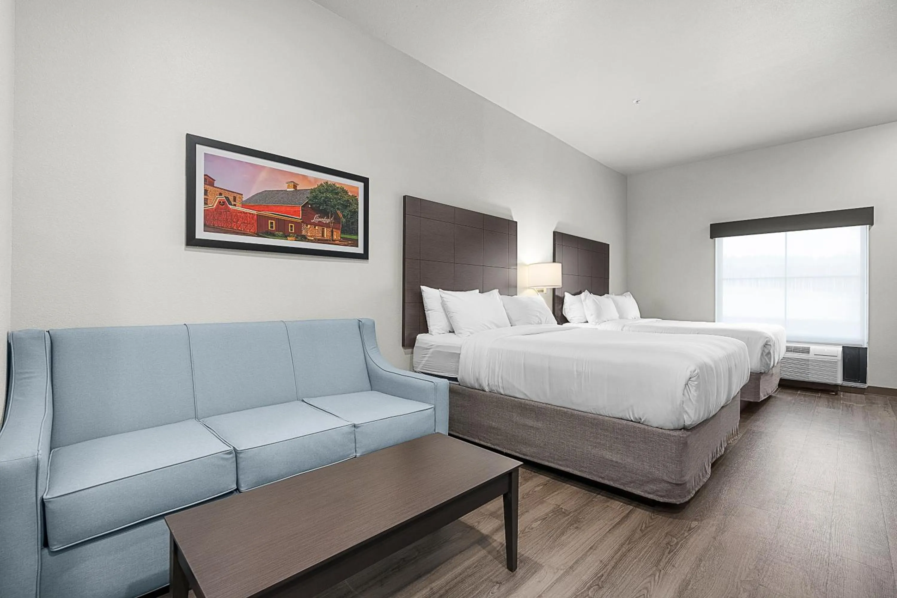 Queen Studio - Disability Access in Riverstone Suites by Cobblestone Hotels - Chippewa Falls