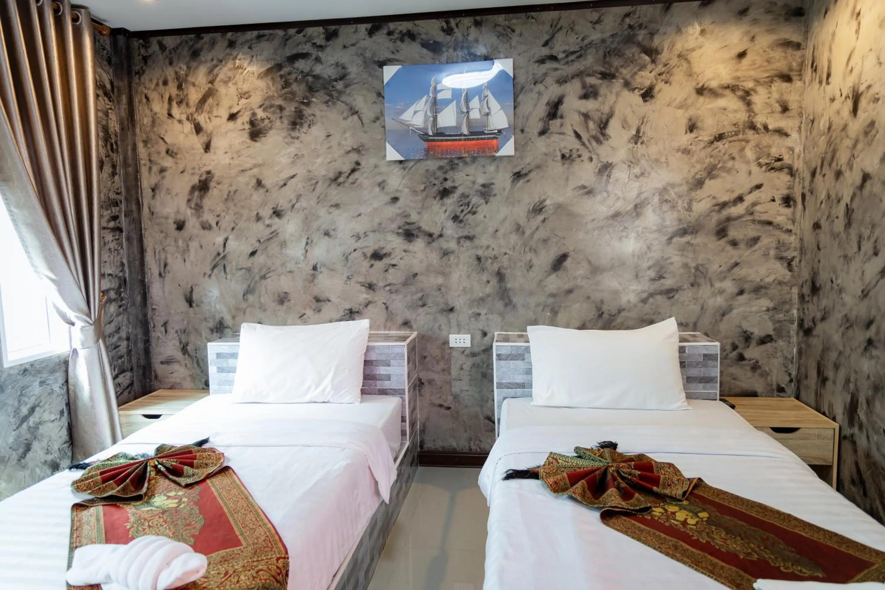 Deluxe Twin Room in Buengngarm Resort