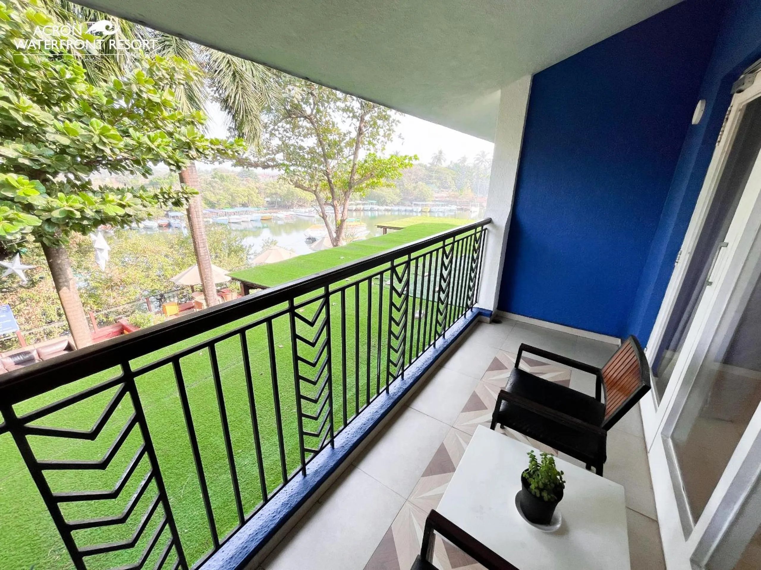 Deluxe Double Room in Acron Waterfront Resort