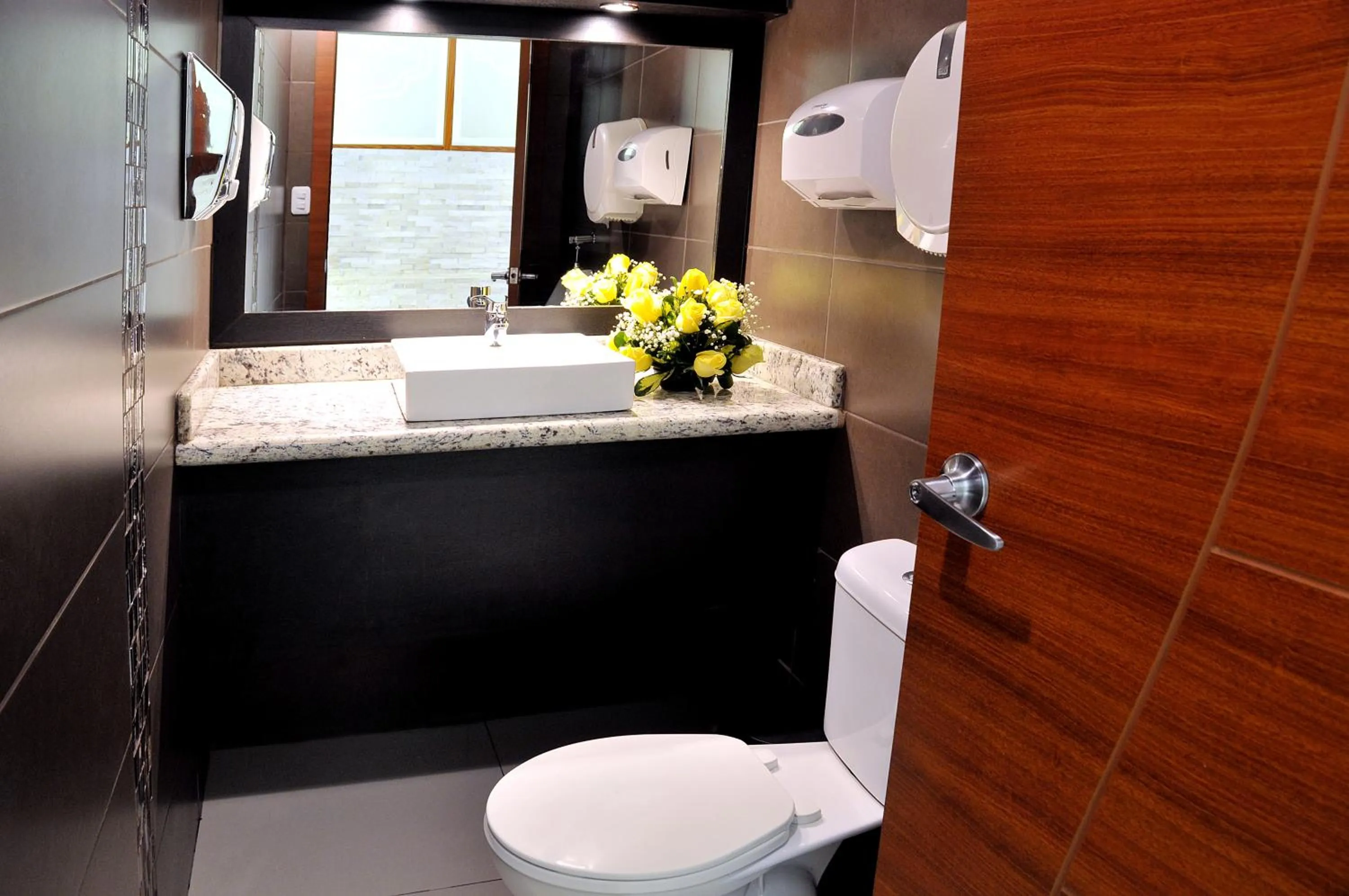 Standard Queen Room in Hotel Margarita 2