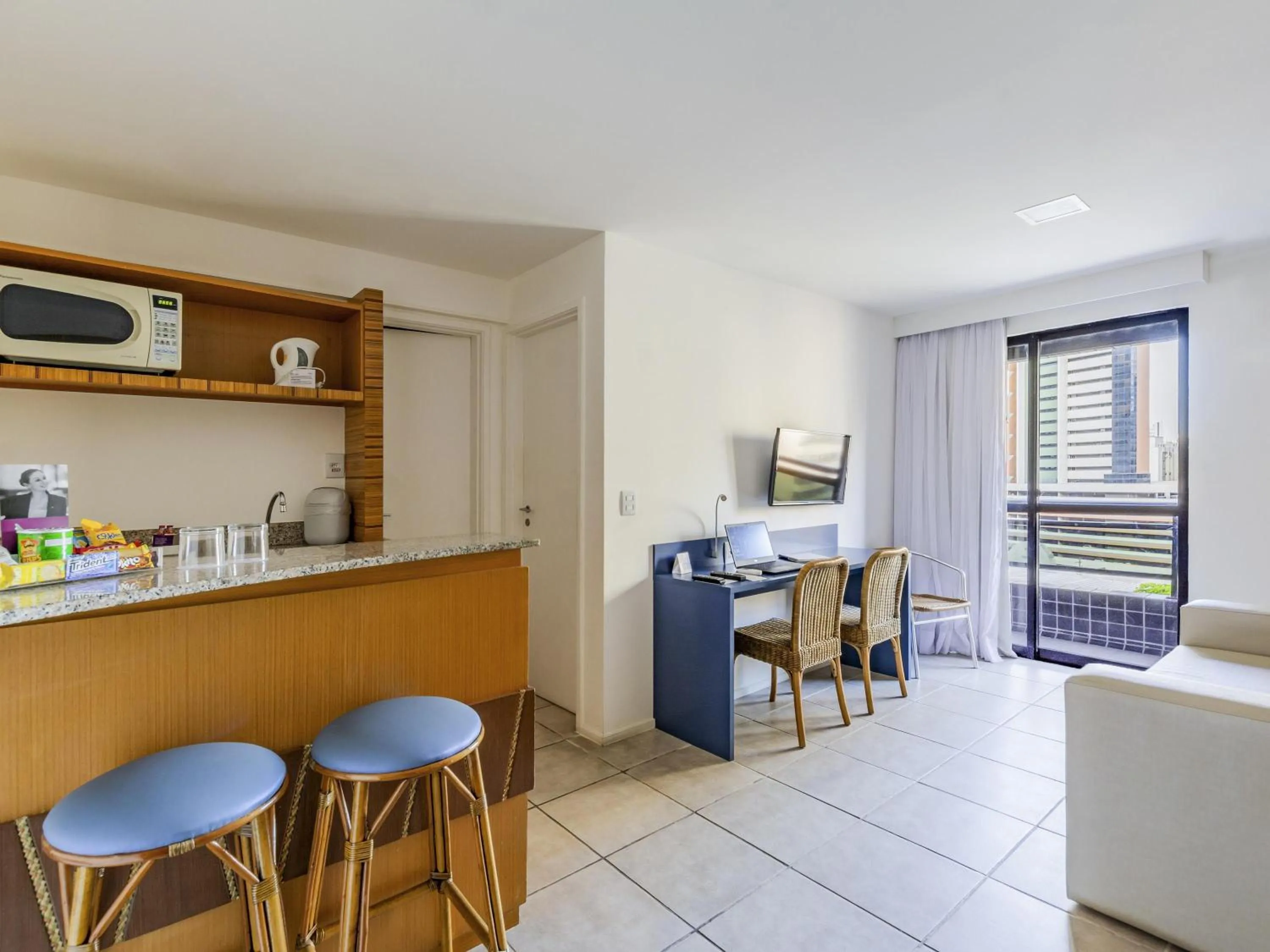 Standard Queen Room - single occupancy - Non-Smoking in Mercure Fortaleza Meireles