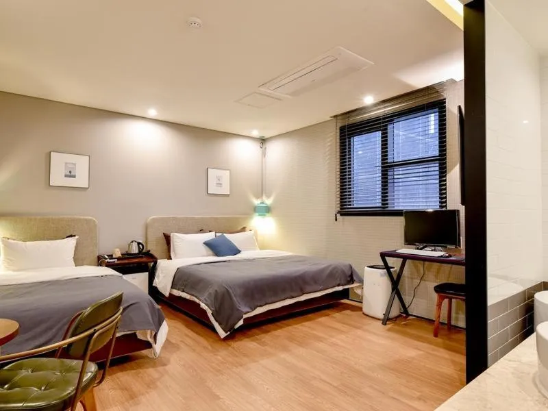 Twin Room in Brown Dot Yangjeong