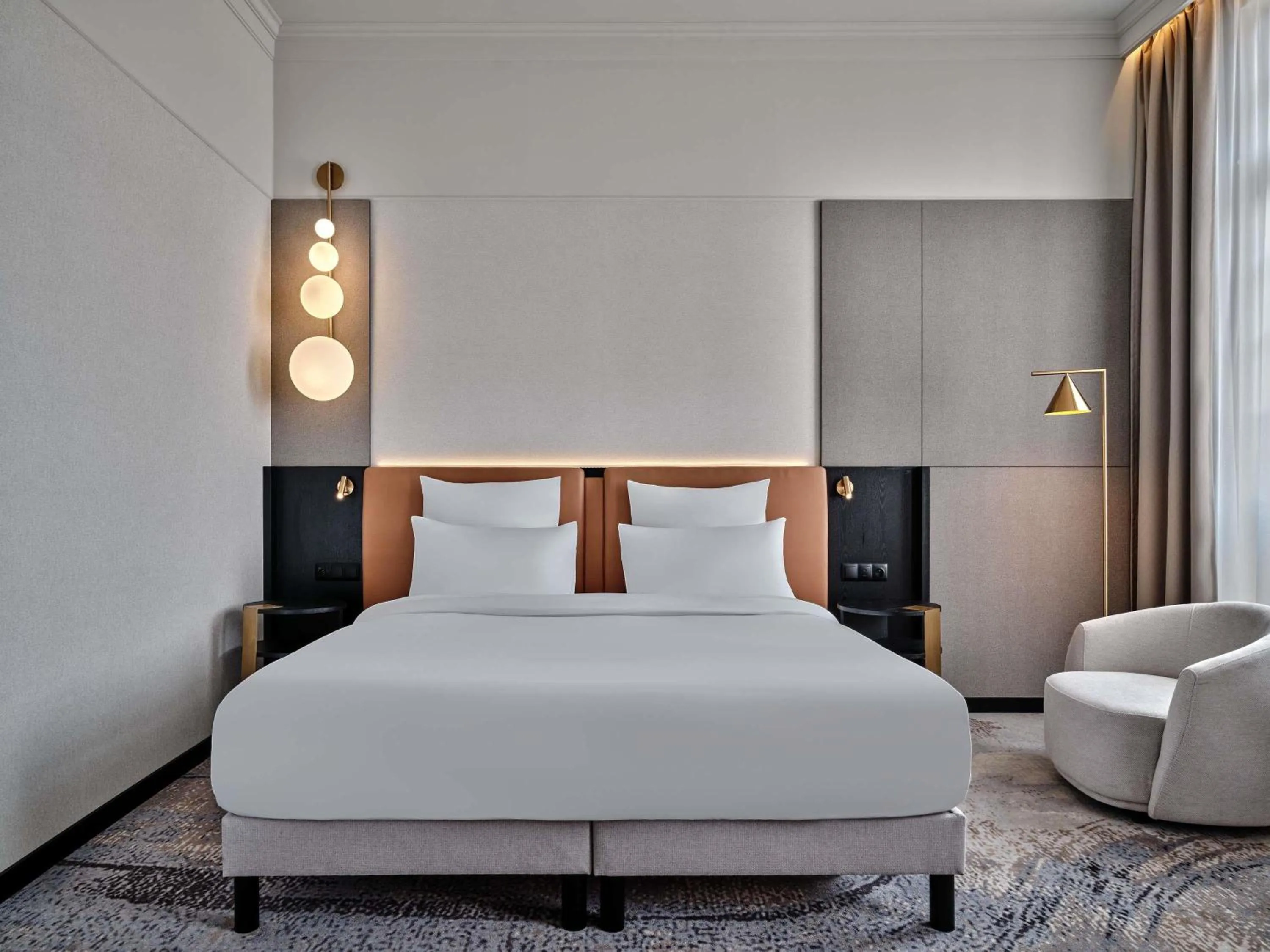 Deluxe King Room in Mövenpick Grand Hotel Wroclaw