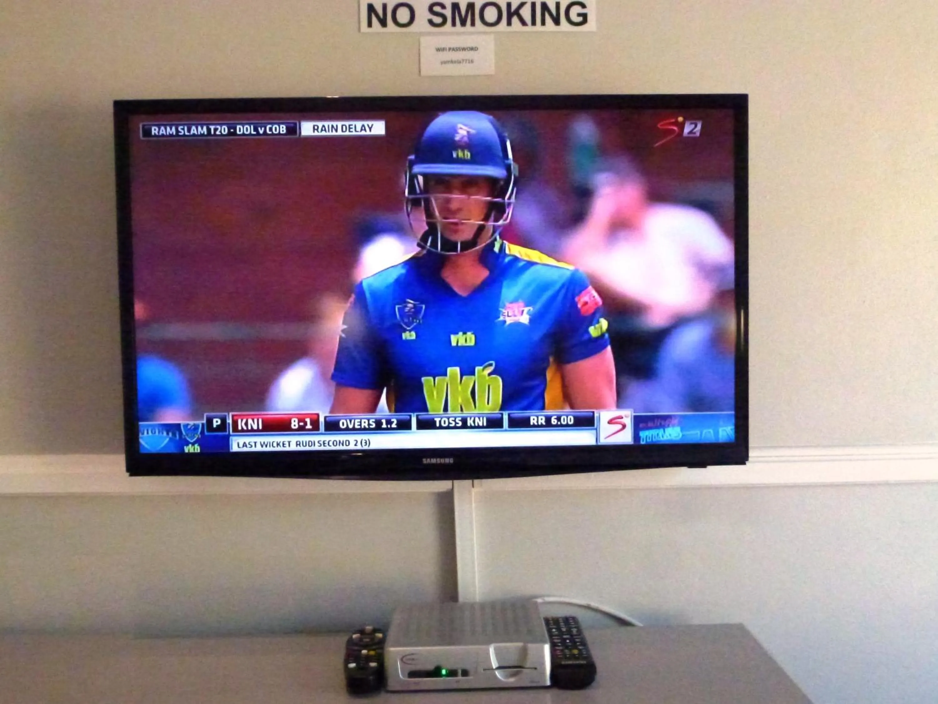 Pool Area Queen And Single Bed Room - single occupancy in @Yamkela Guest House