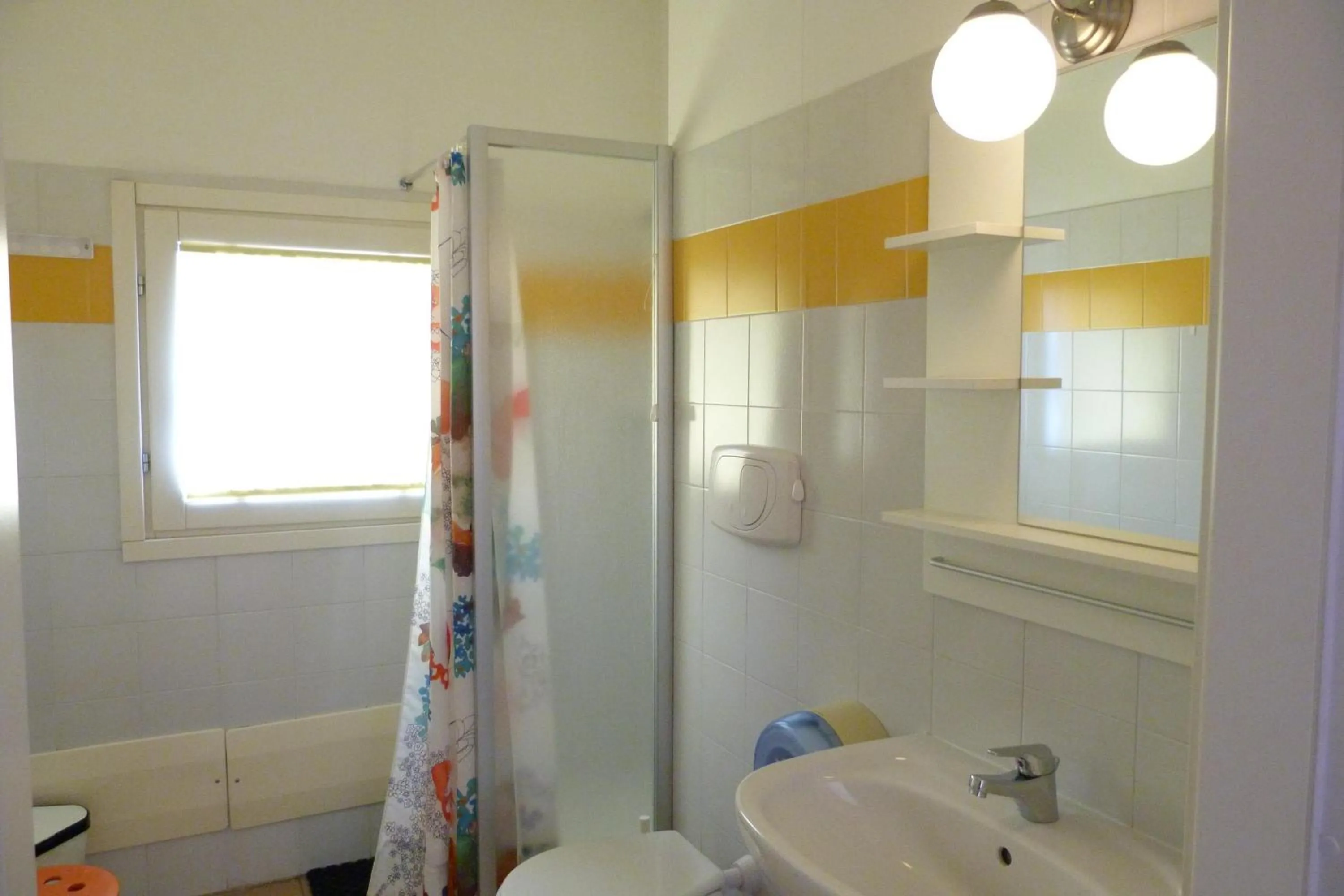 Quadruple Room with Private Bathroom in Ostello Torino