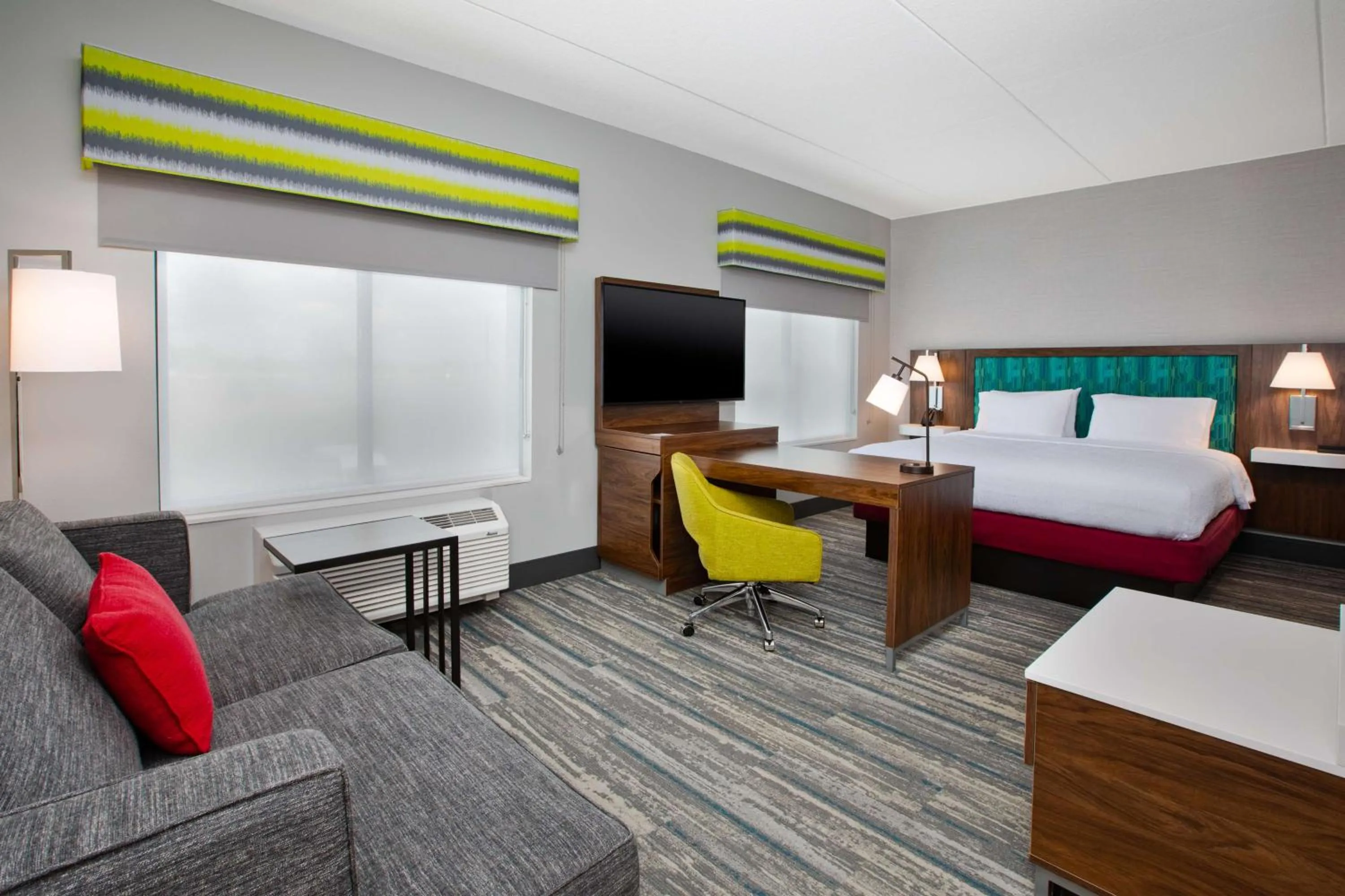 King Studio Suite in Hampton Inn & Suites By Hilton Indianapolis South Greenwood