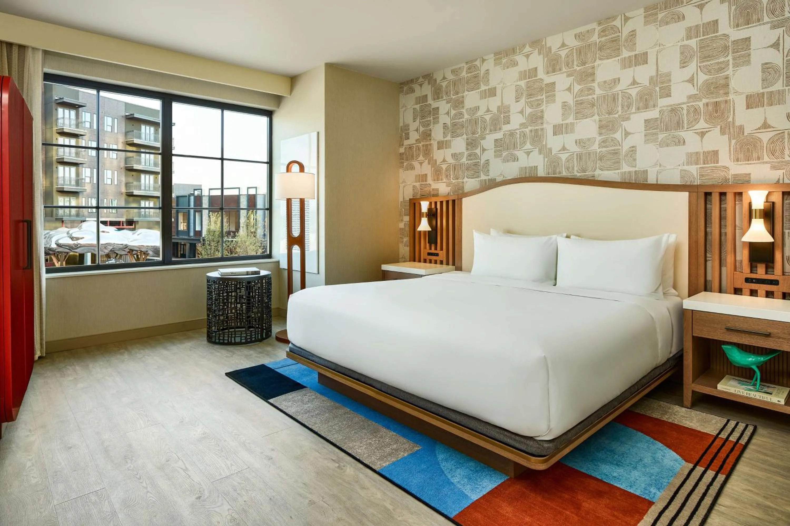 One-Bedroom Superior King Suite in Lively Hotel On Oak Oklahoma City, Tapestry By Hilton