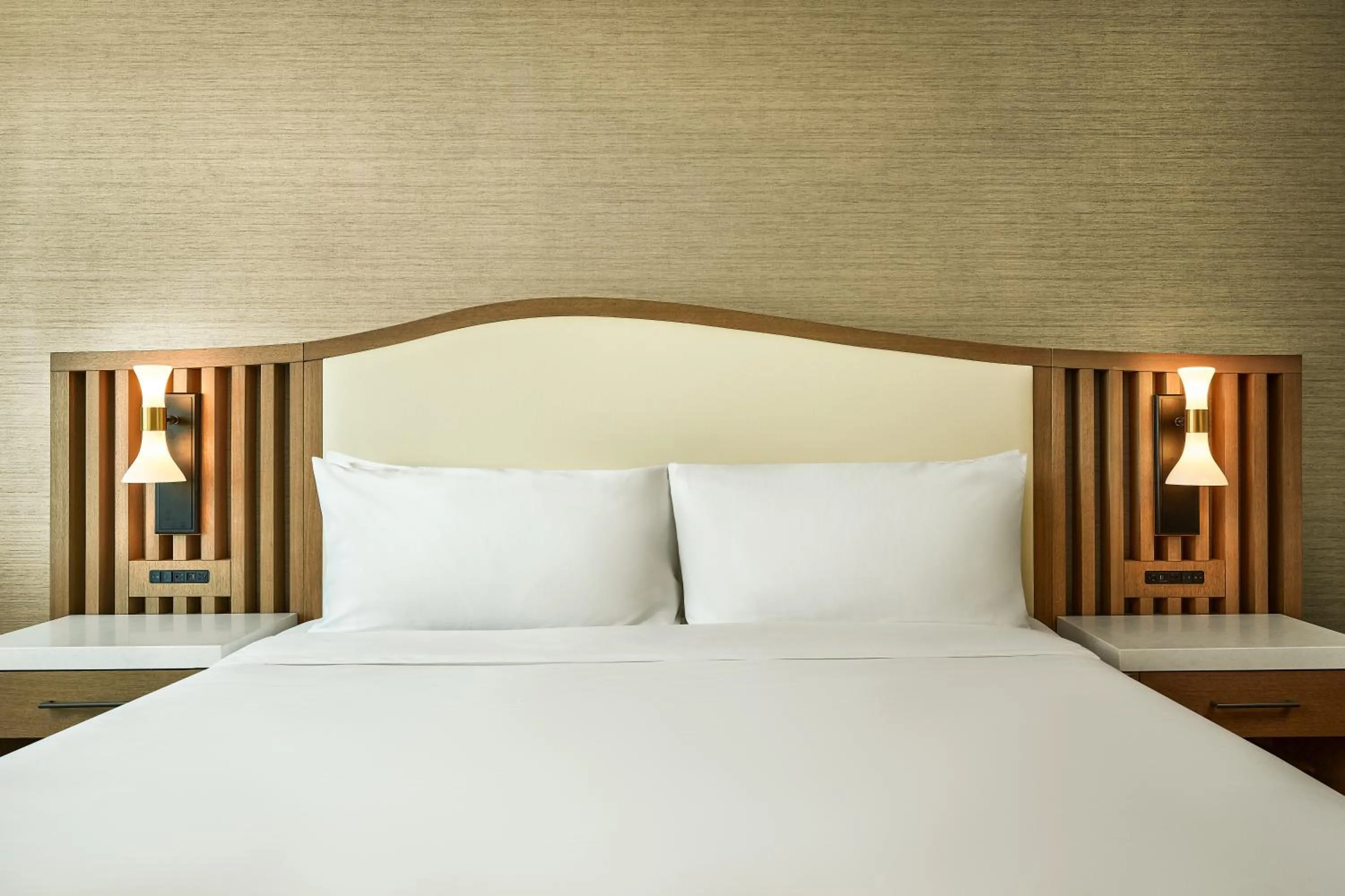 Queen Room with Roll-In Shower - Mobility and Hearing Access in Lively Hotel On Oak Oklahoma City, Tapestry By Hilton