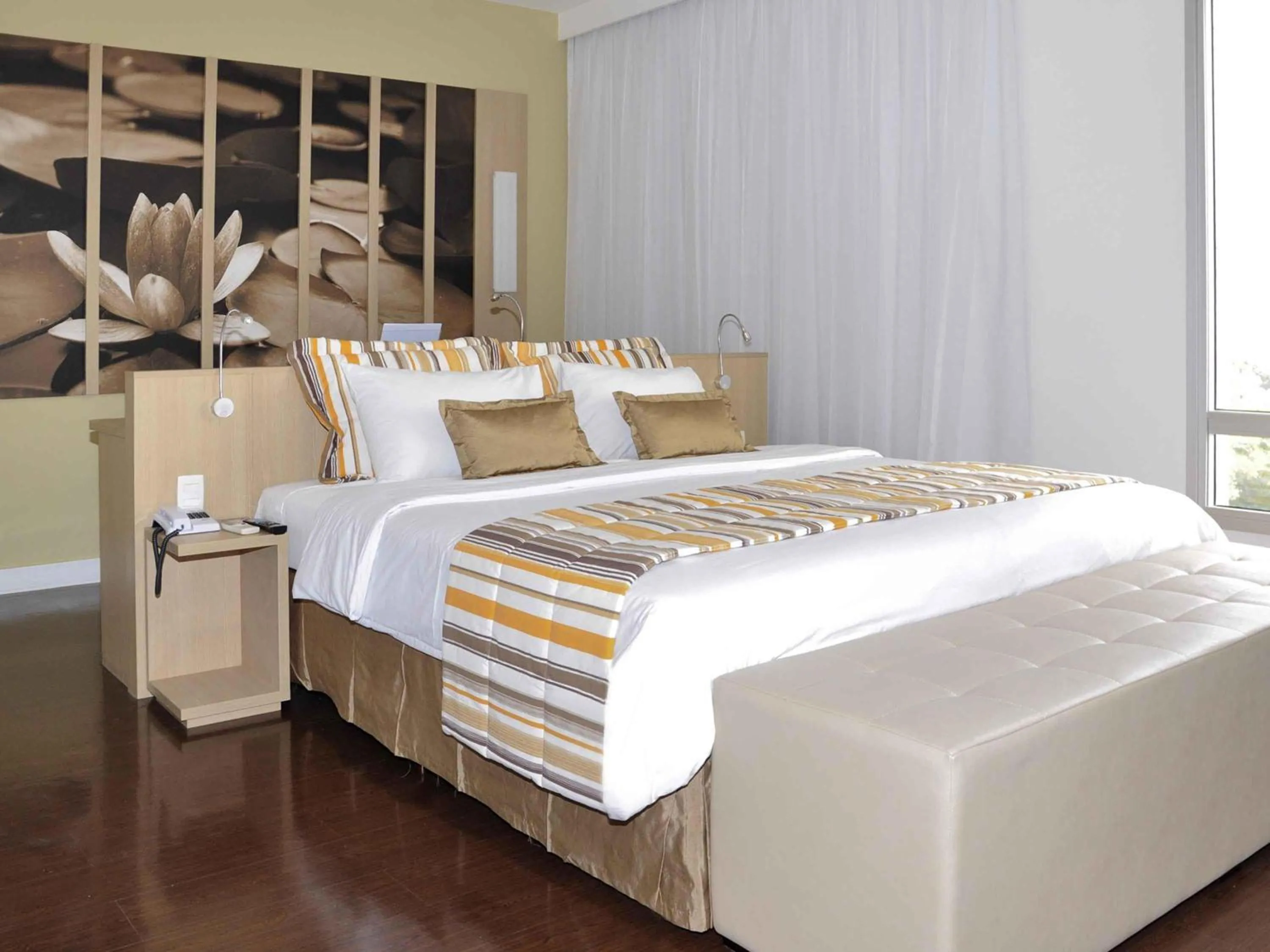 Superior Queen Room in Mercure Manaus