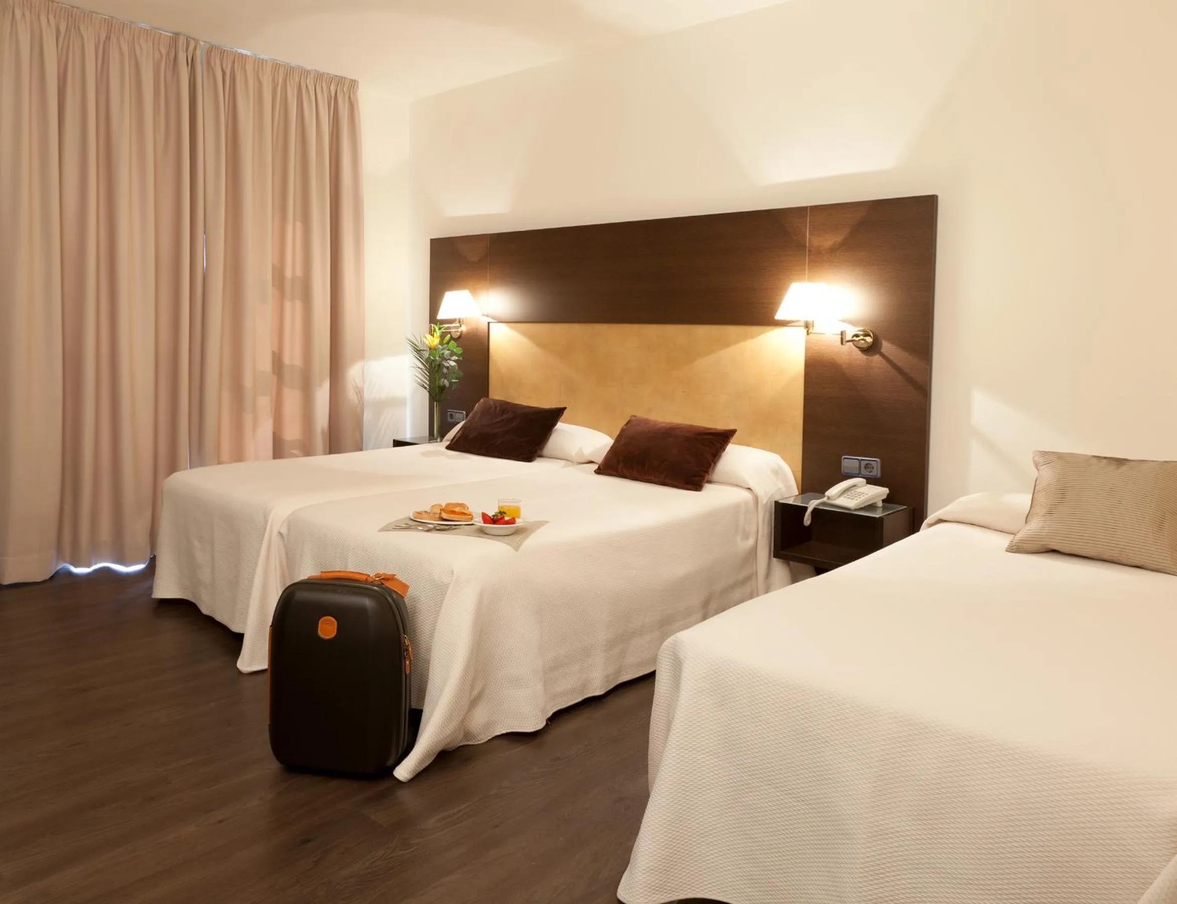 Triple Room in Hotel Madrid Torrejon Plaza