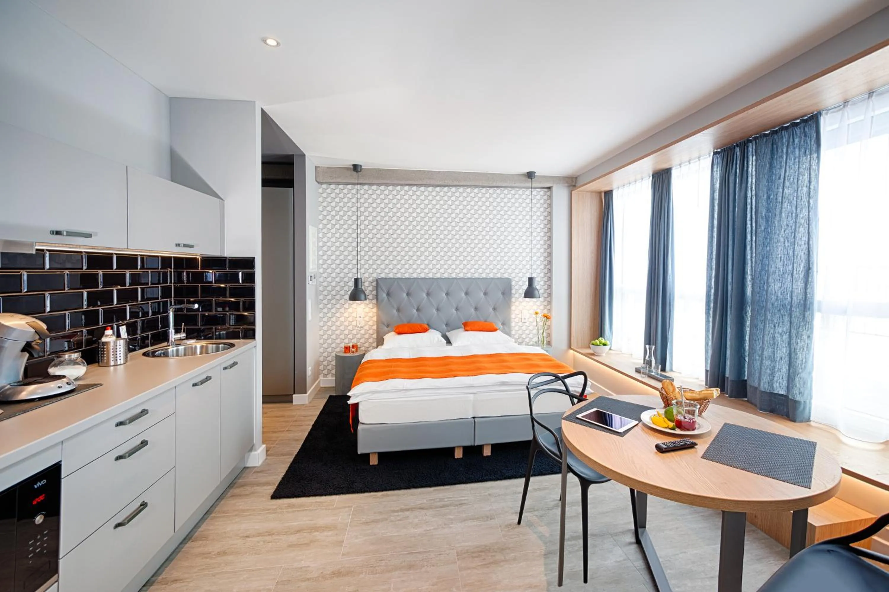 Apartment with Terrace and kitchenette (2 Adults) in MLOFT Apartments München