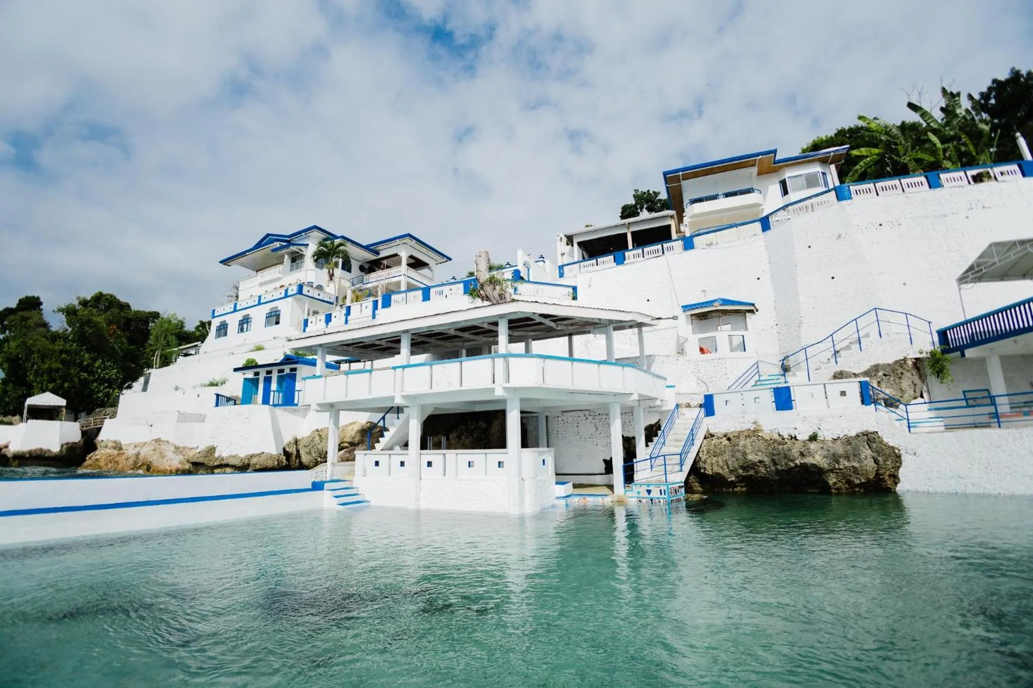 Rockwalled Adventure Resort by Hiverooms