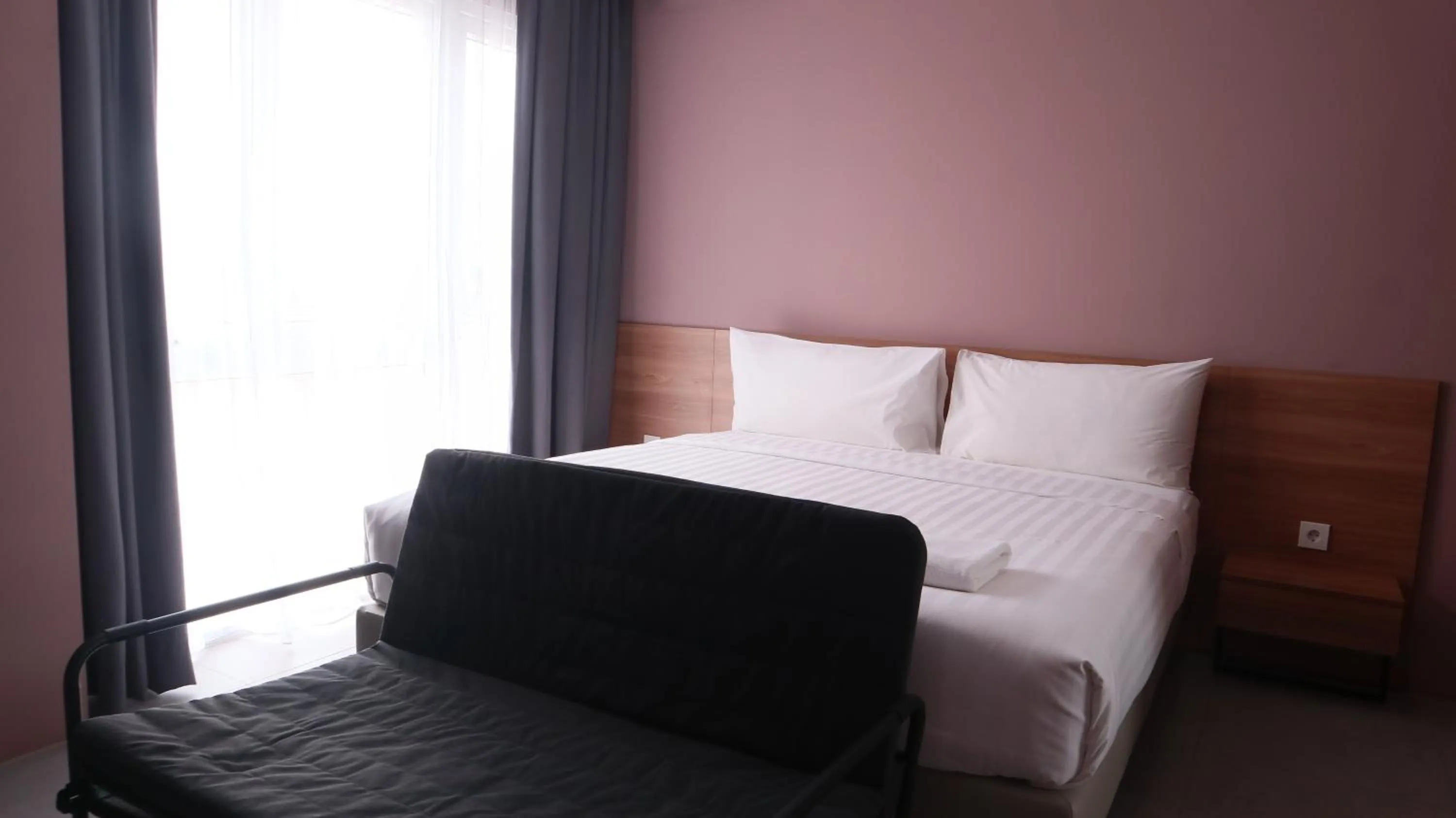 Large Double Room in VNC Alam Sutera Hotel Powered by Archipelago