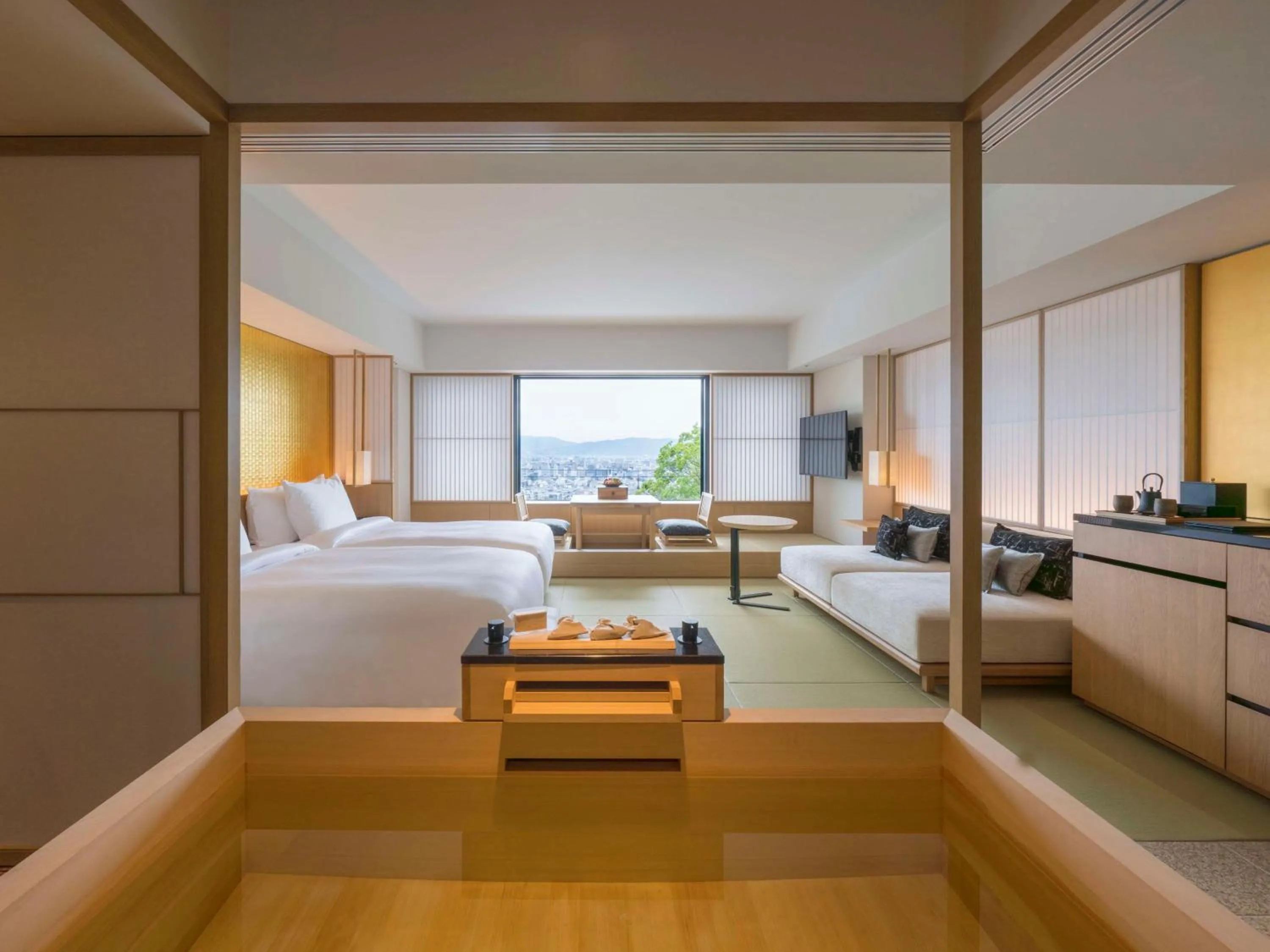 Grand Serenity Twin Room in Banyan Tree Higashiyama Kyoto