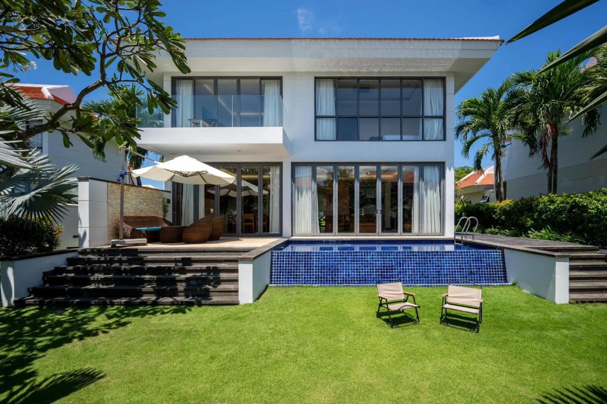 Three-Bedroom Villa in Ocean Beach Resort Da Nang