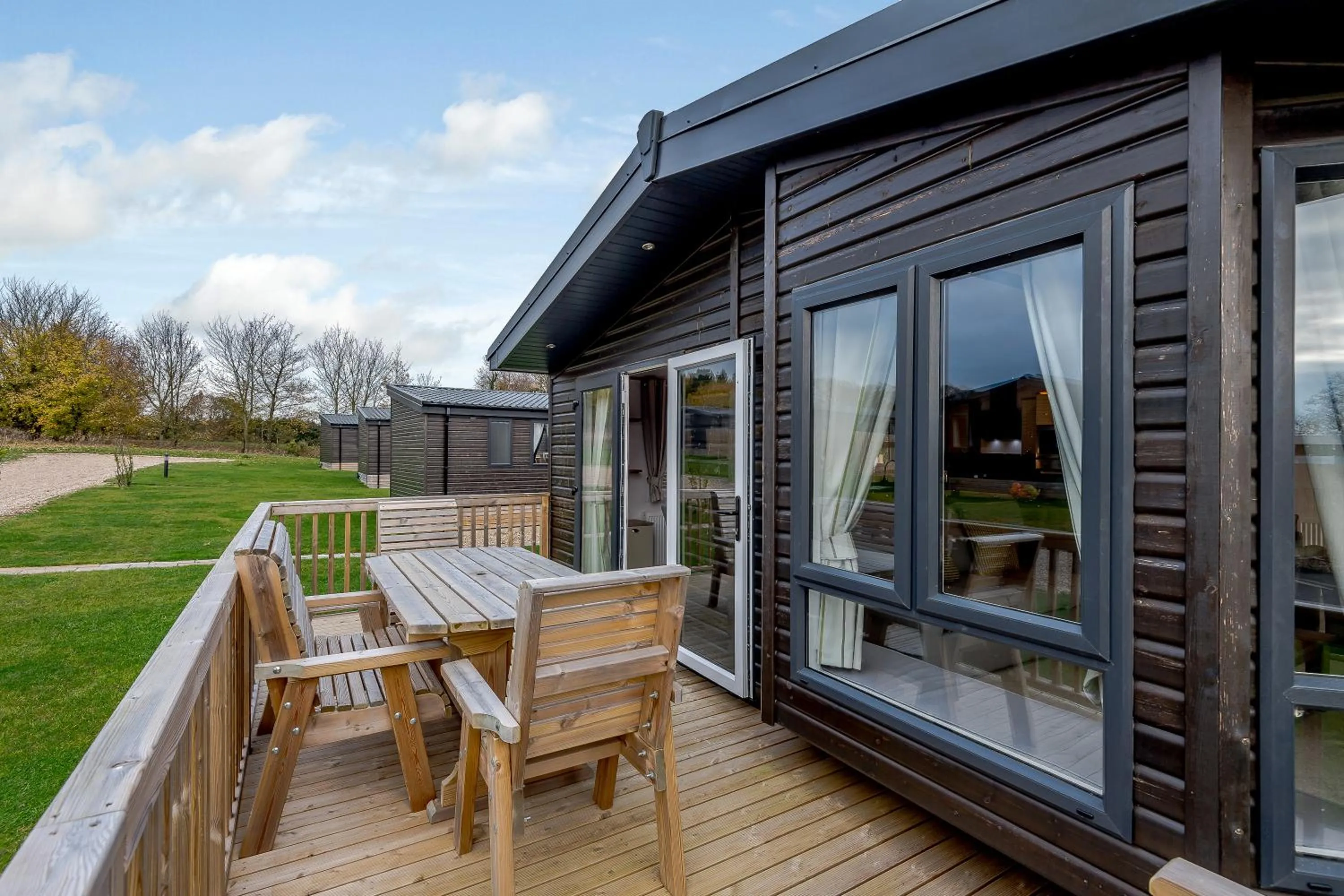 Three-Bedroom Lodge with Hot Tub - Non-Smoking in Best Western Plus Kenwick Park Hotel