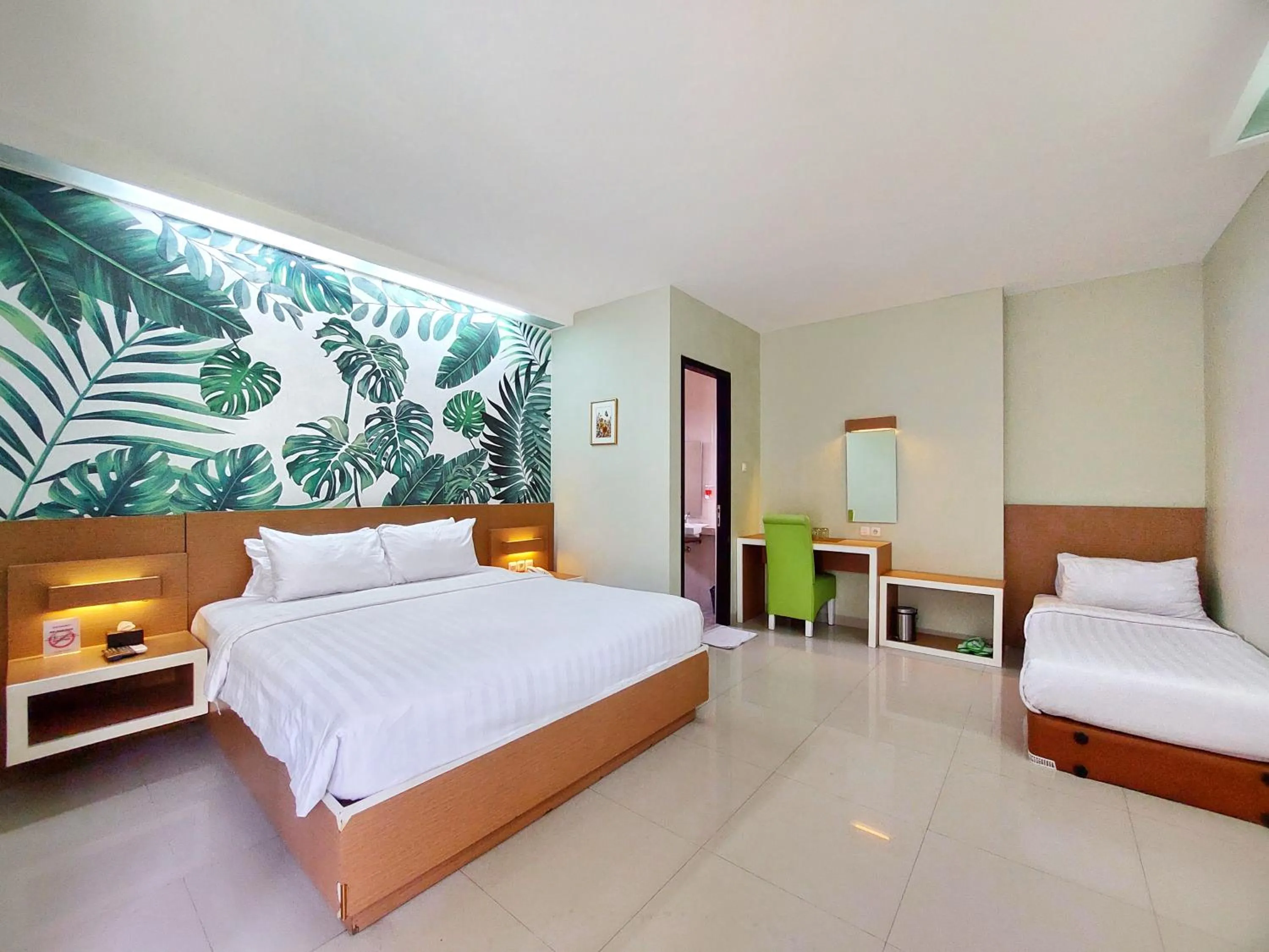 Executive Double Room in Shinta Guesthouse