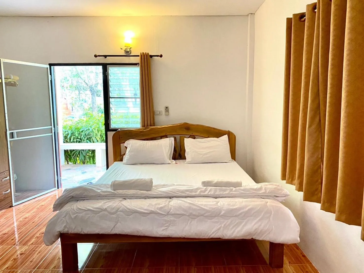 Standard King Room in Khum Khun Phon Resort Khao Yai