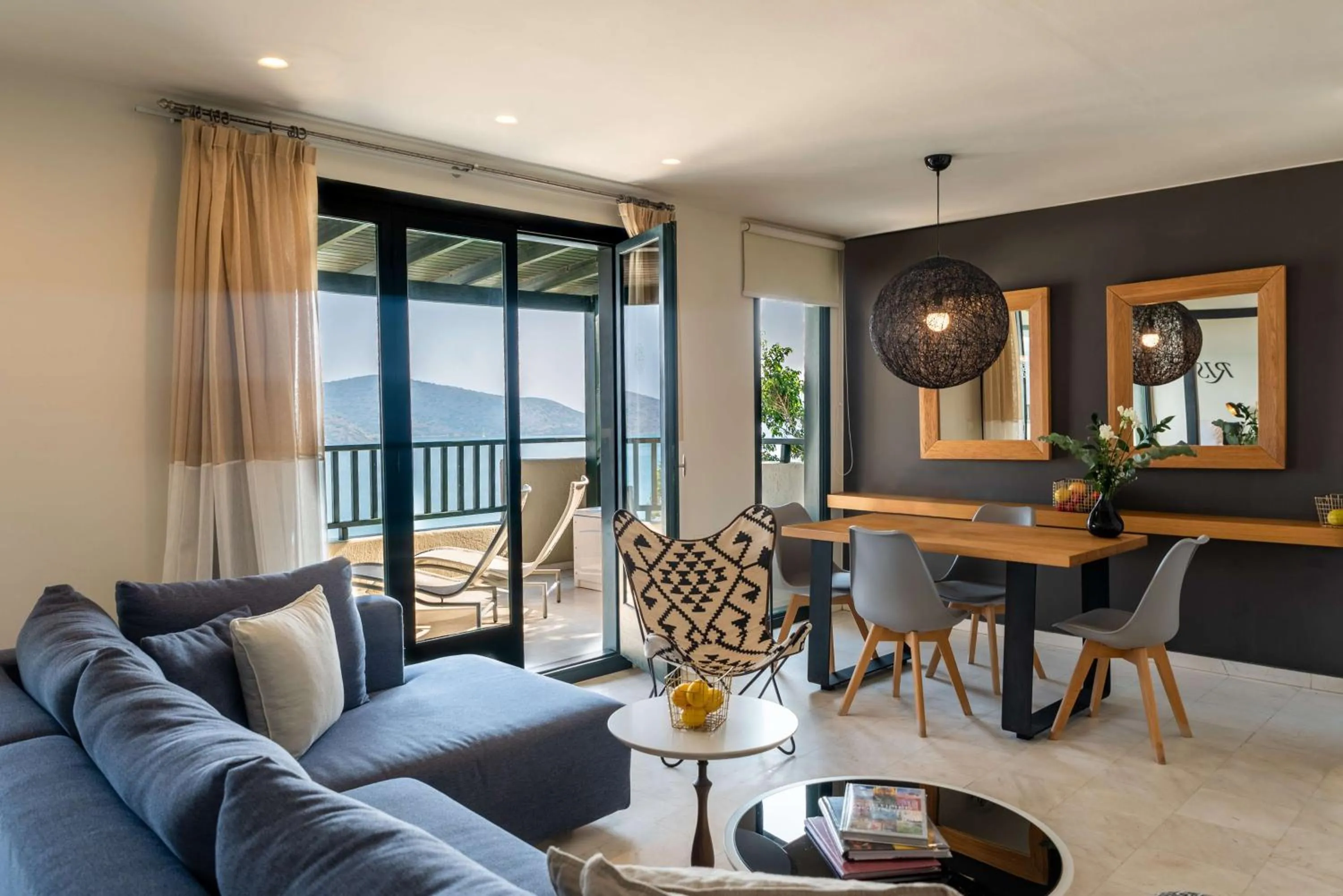 Sapphire Cozy King Suite in Domes Aulus Elounda All-Inclusive Resort, Curio by Hilton