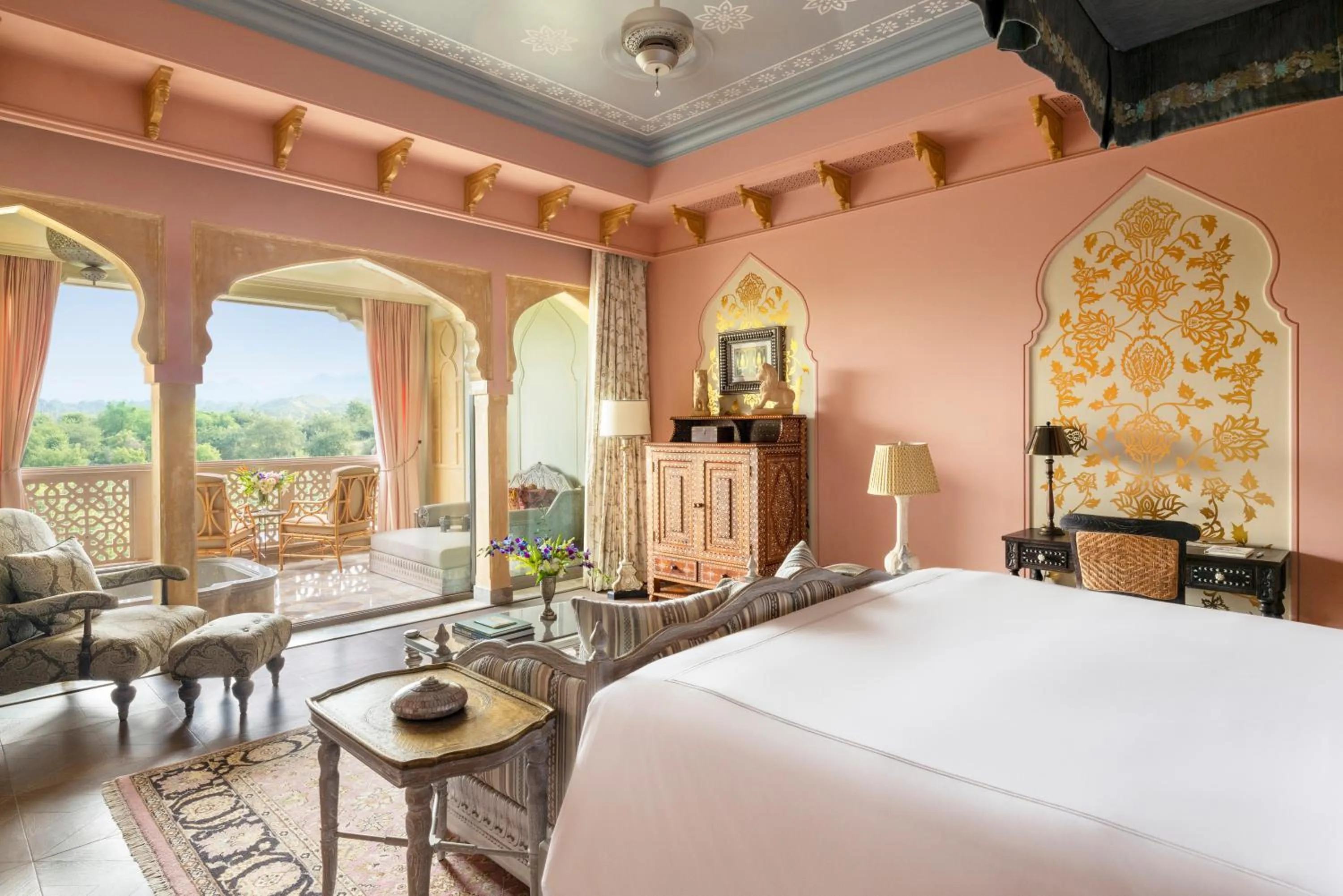 One-Bedroom King Suite with Plunge Pool in Raffles Jaipur