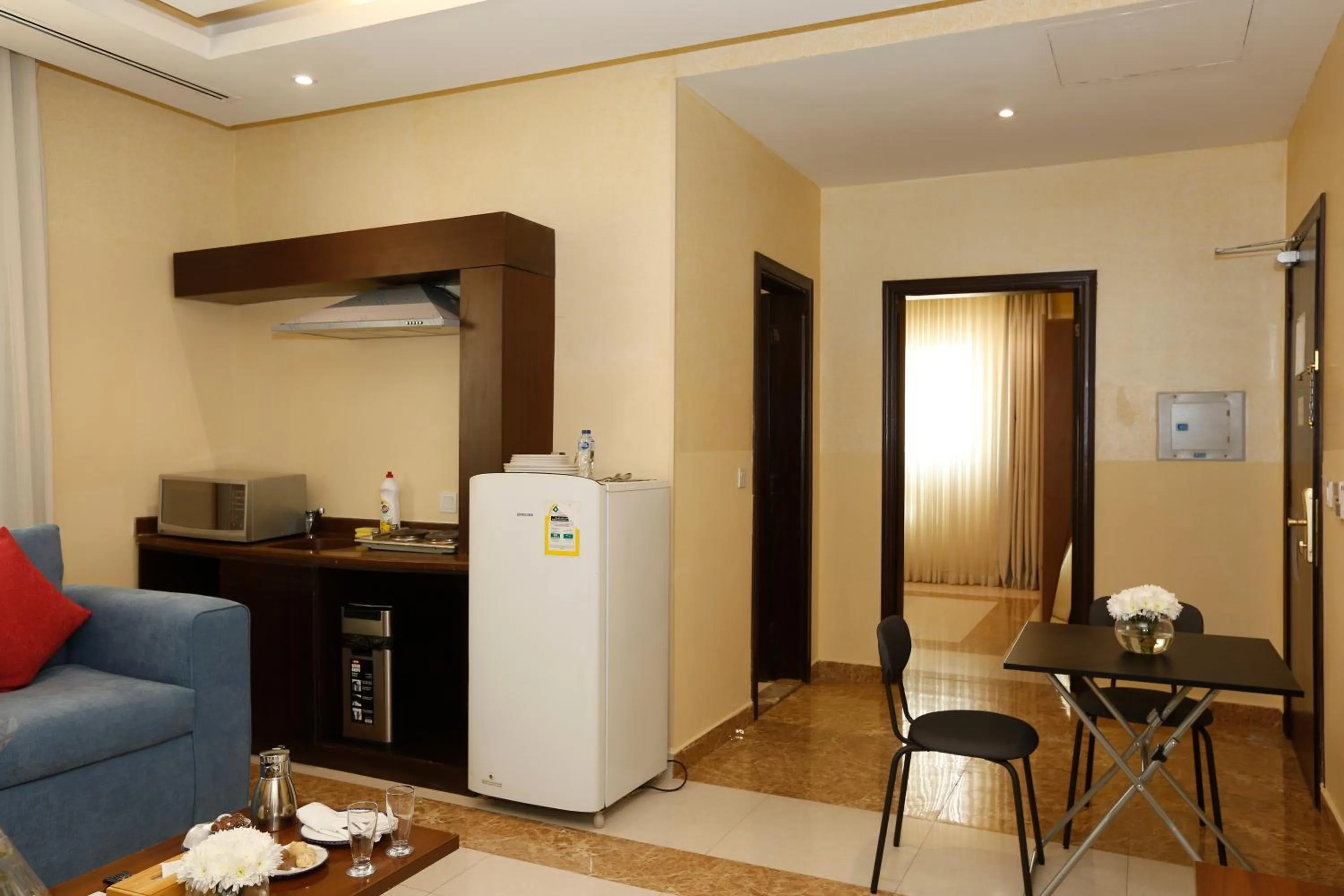 Suite - single occupancy in Hotelier Suites by Cantonal