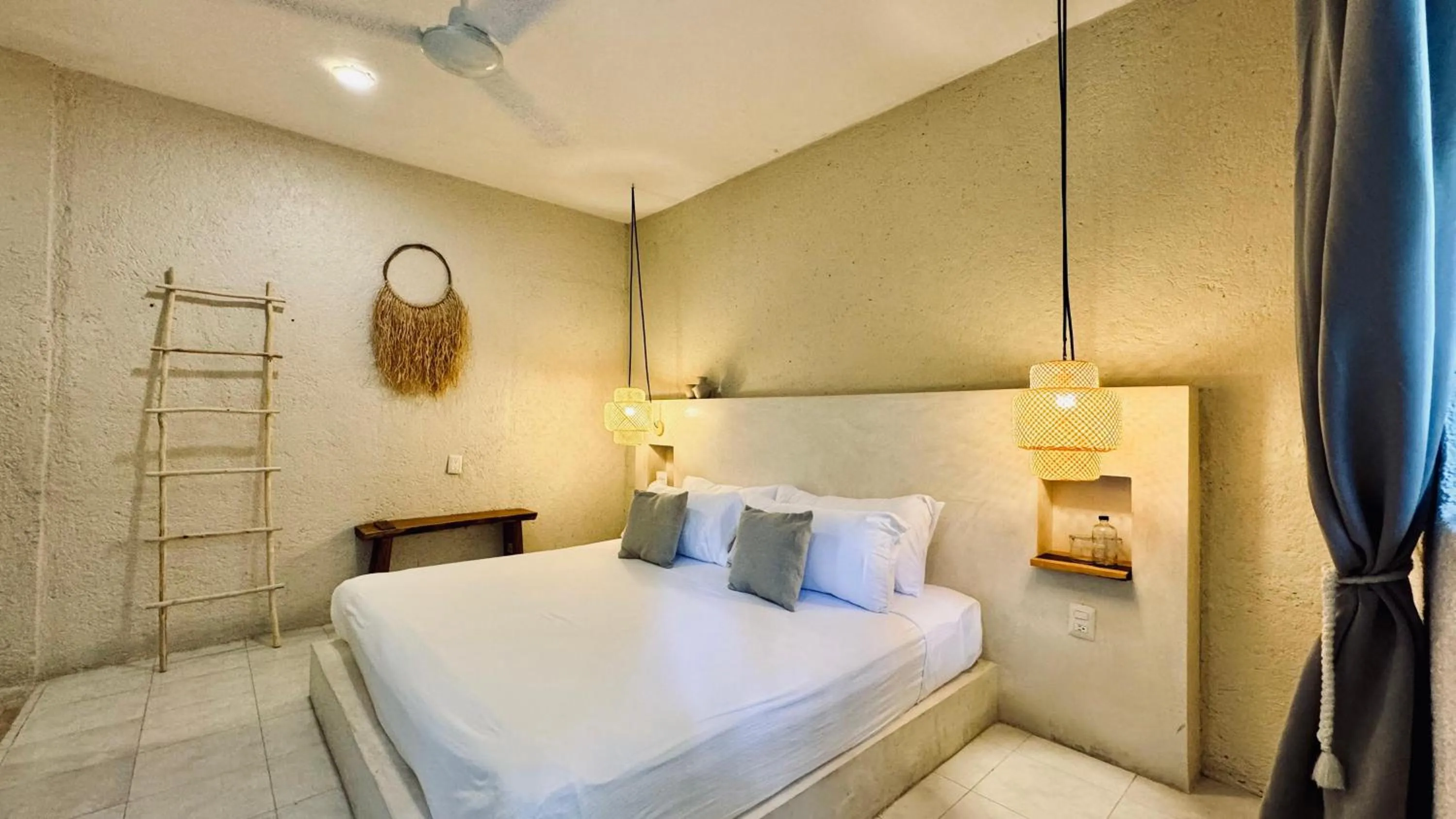 King Room with Balcony in Hotel Noah Tulum