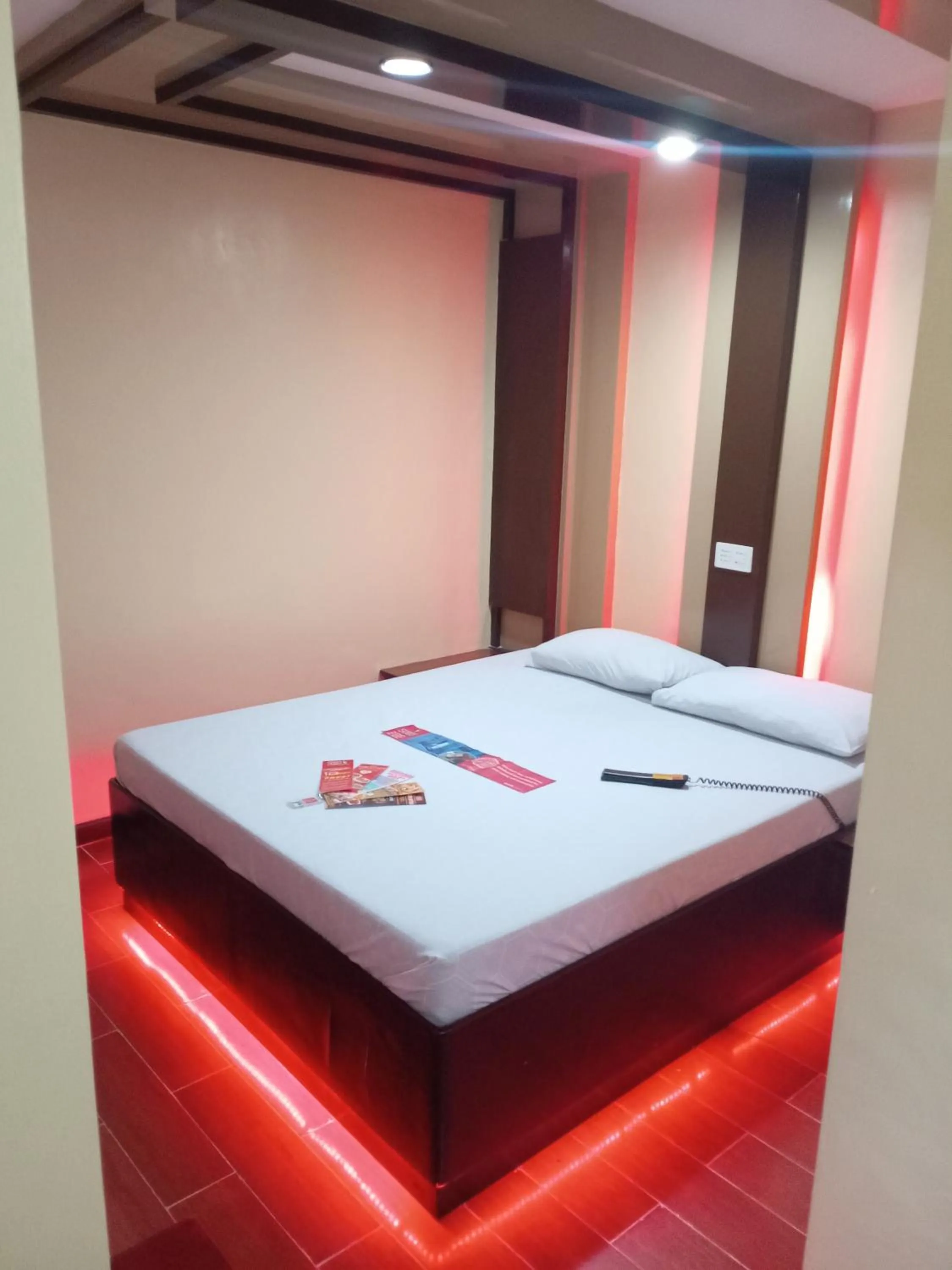 Deluxe Room in Hotel Sogo Edsa Taft