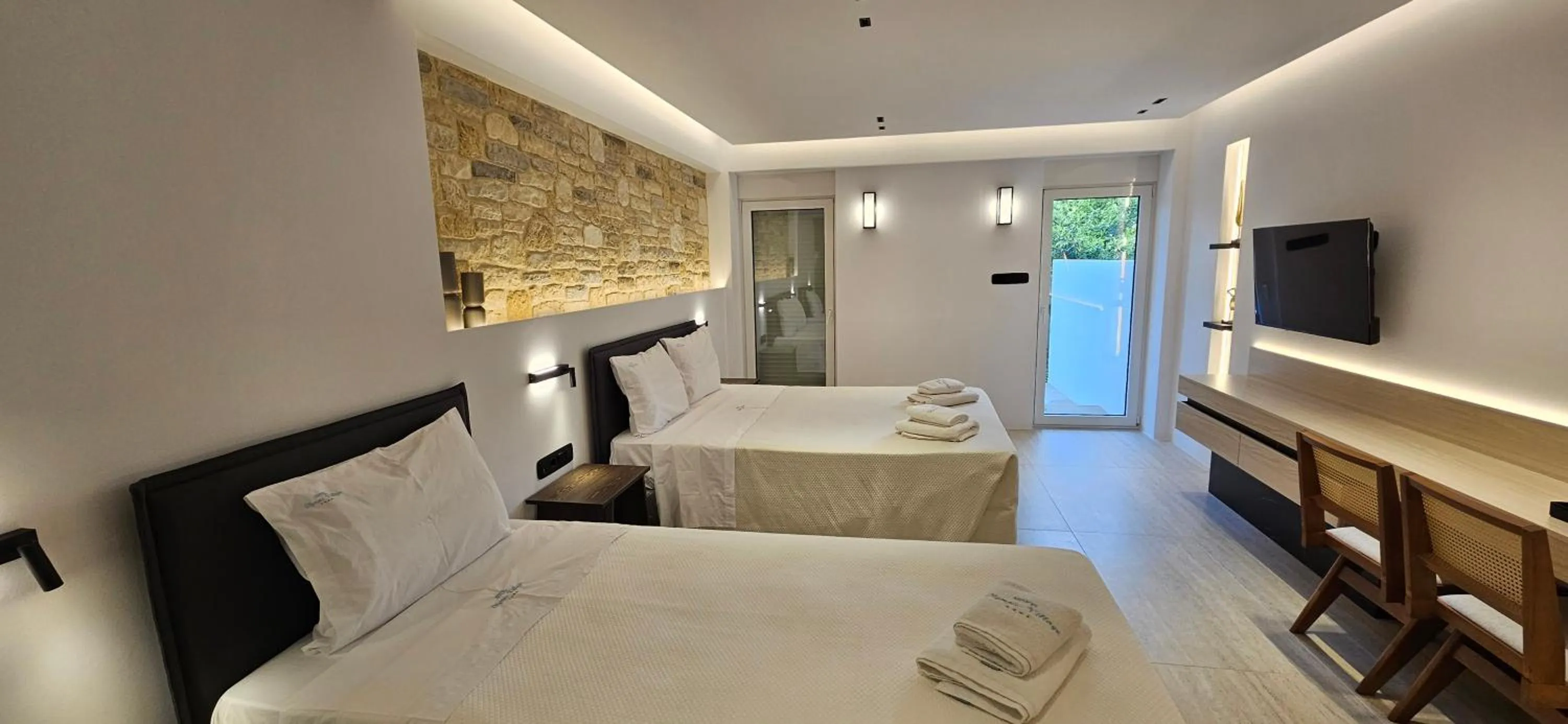 Executive Triple Room in Olympic Village Hotel & SPA