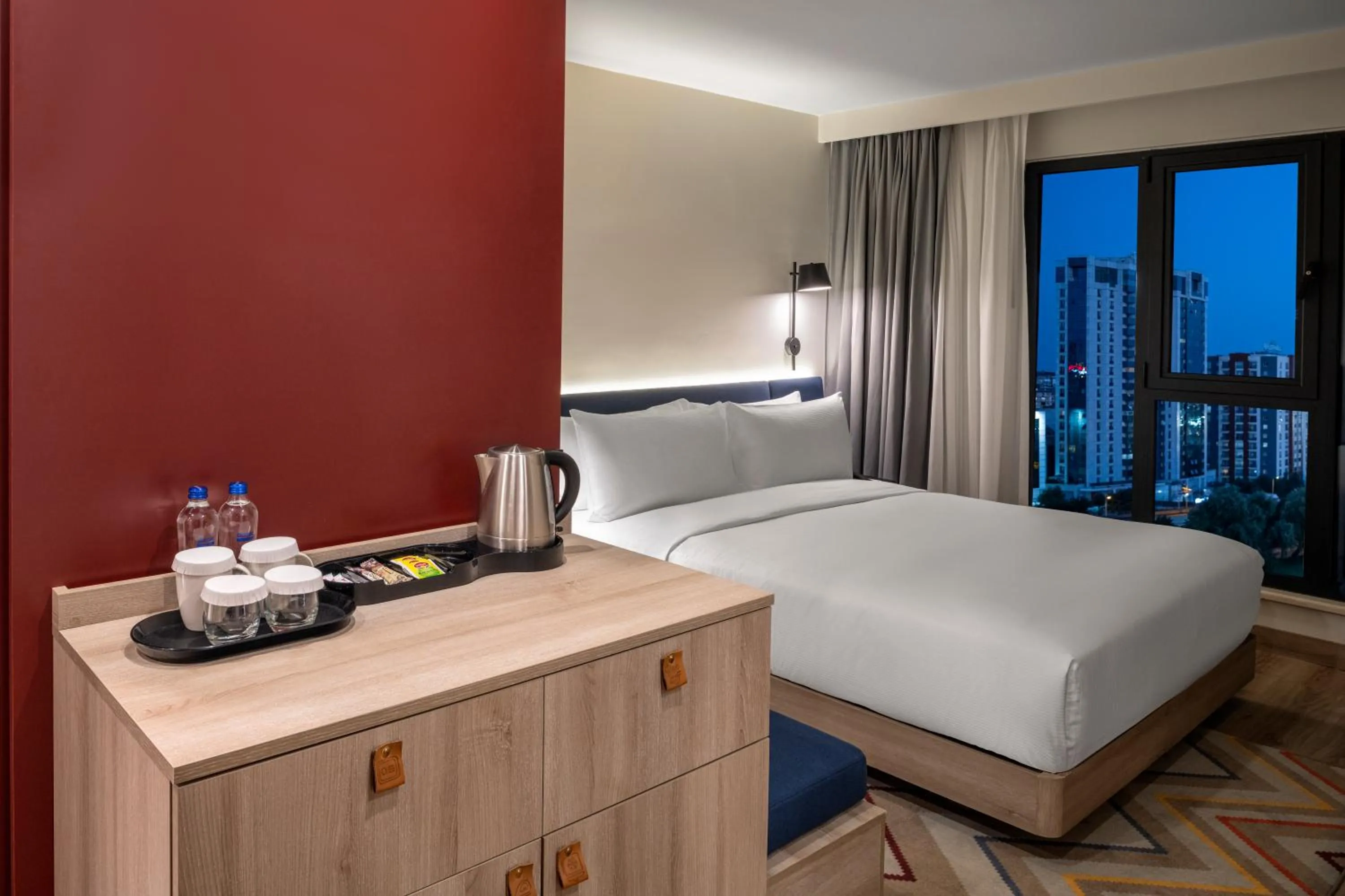 King Room - Non-Smoking in Hampton By Hilton Istanbul Merter