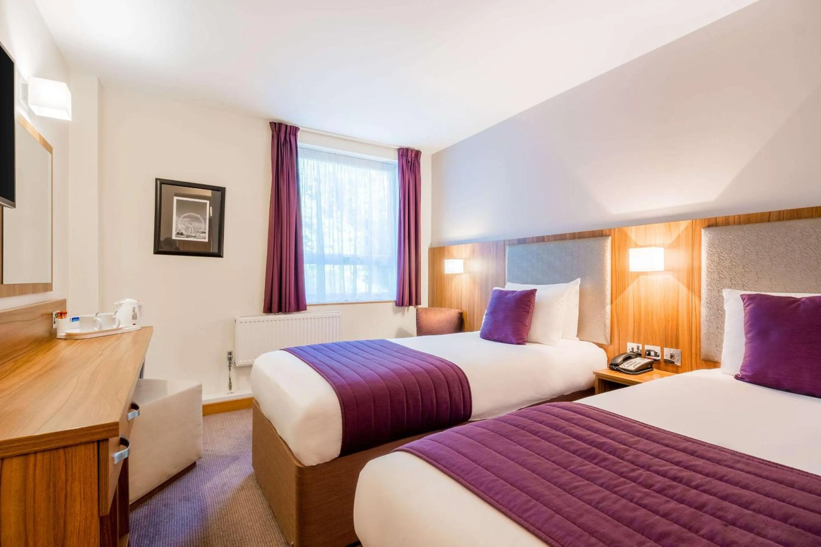 Twin Room - Non Smoking in Quality Hotel Hampstead
