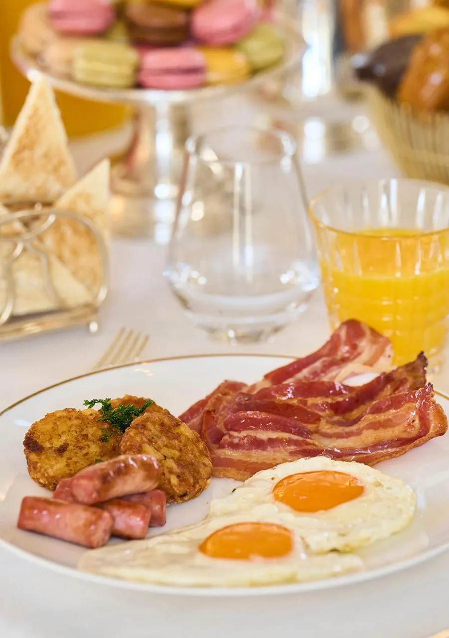 Palm Court Suite in Mandarin Oriental Ritz, Madrid