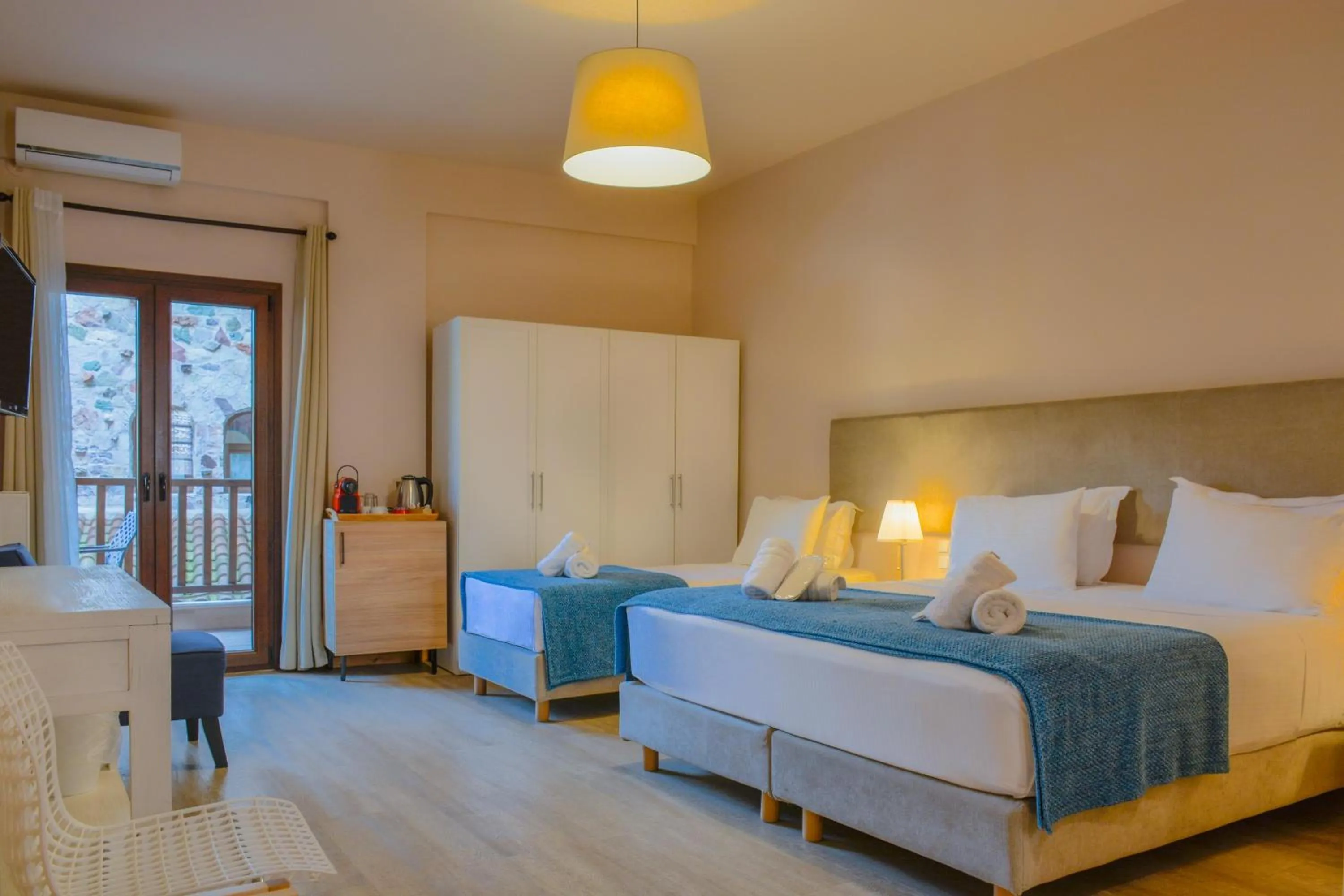 Superior Triple Room with Partial Meteora View in Monastiri Guesthouse