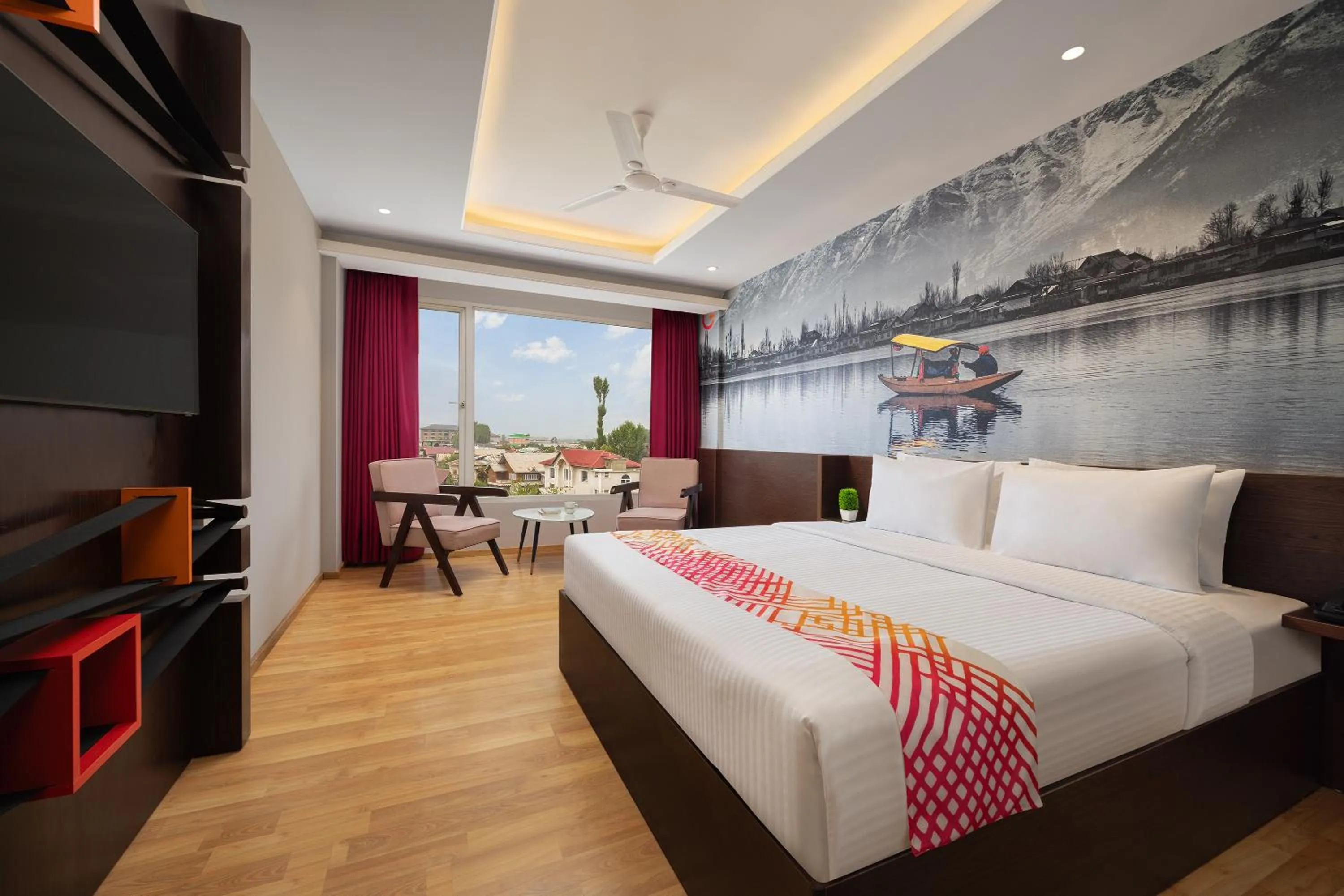 Luxe Twin Room in Ginger Srinagar Barzulla Near Srinagar Airport