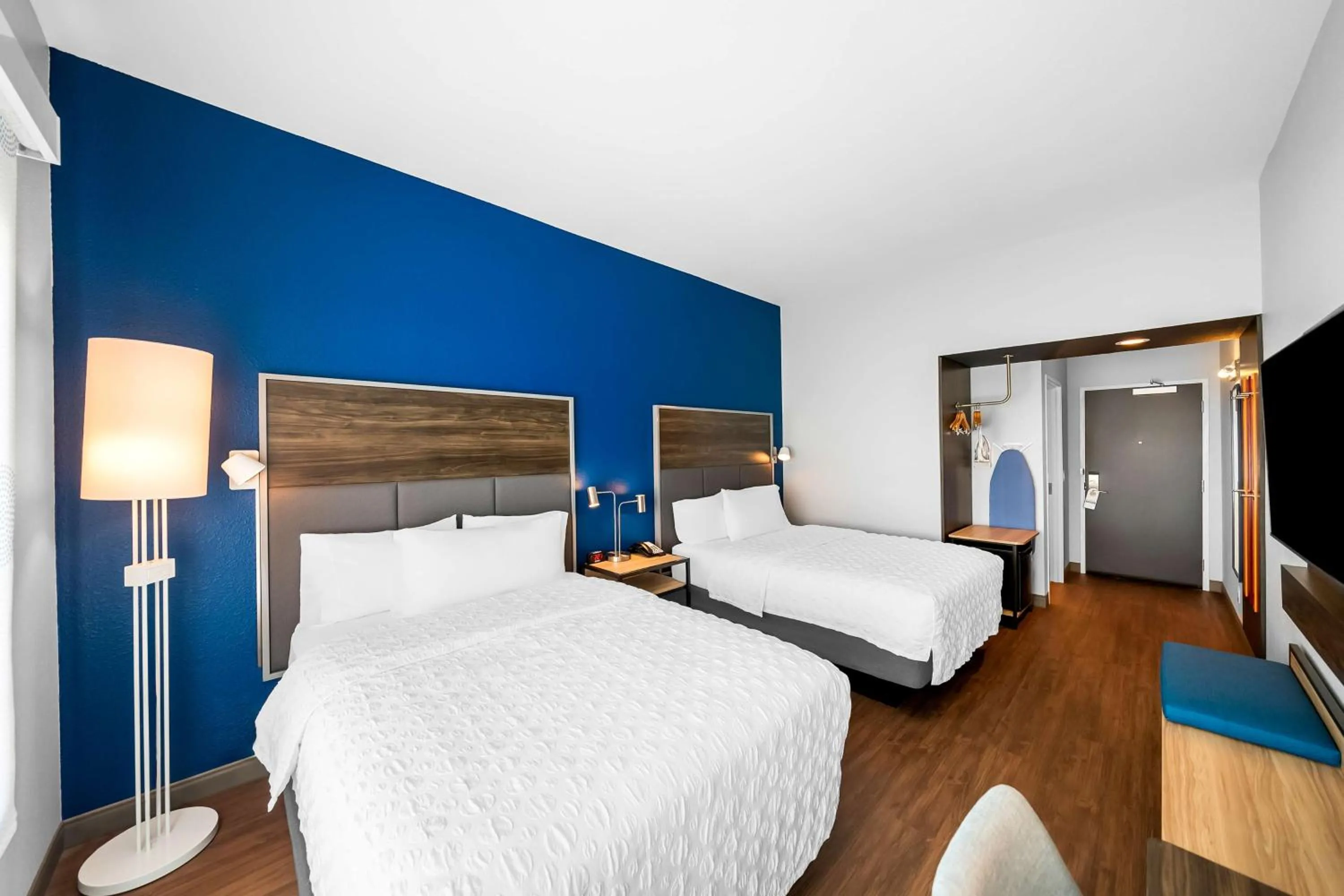 Queen Room with Two Queen Beds and Walk-In Shower in Tru by Hilton Plano Hwy 75