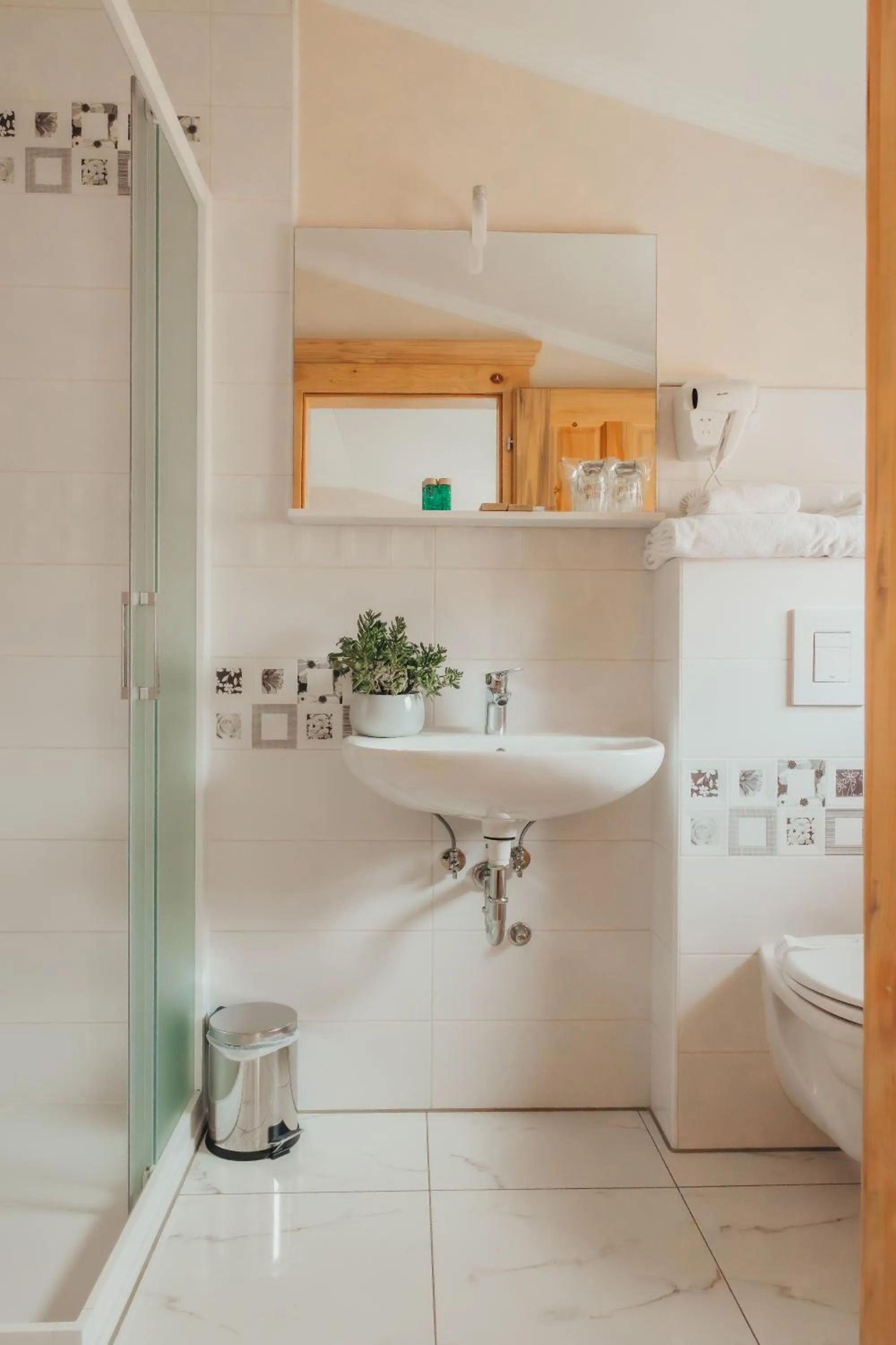 Two-Bedroom Suite in Hotel Kadoor