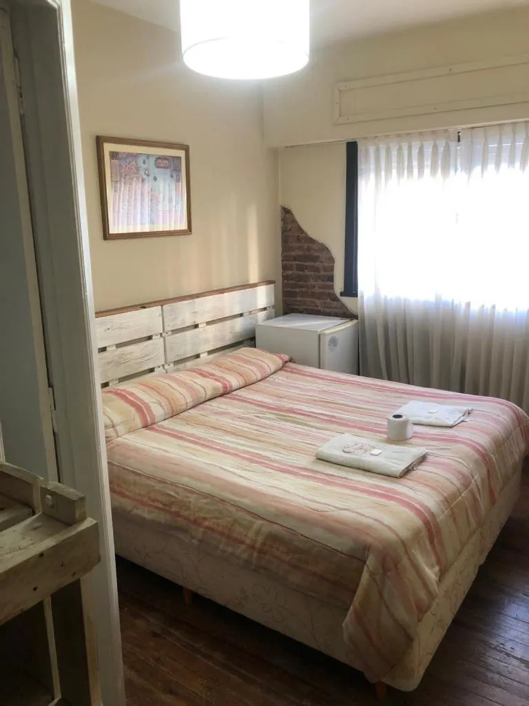 Double Room with Private Bathroom in Hotel Chipre