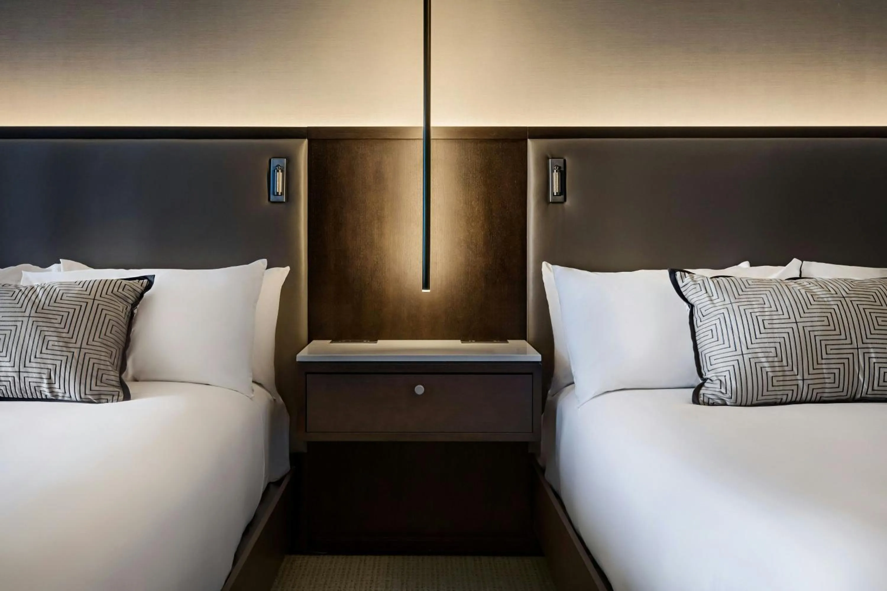 Junior Queen Suite with Two Queen Beds and Balcony in HALL Park Hotel, Autograph Collection