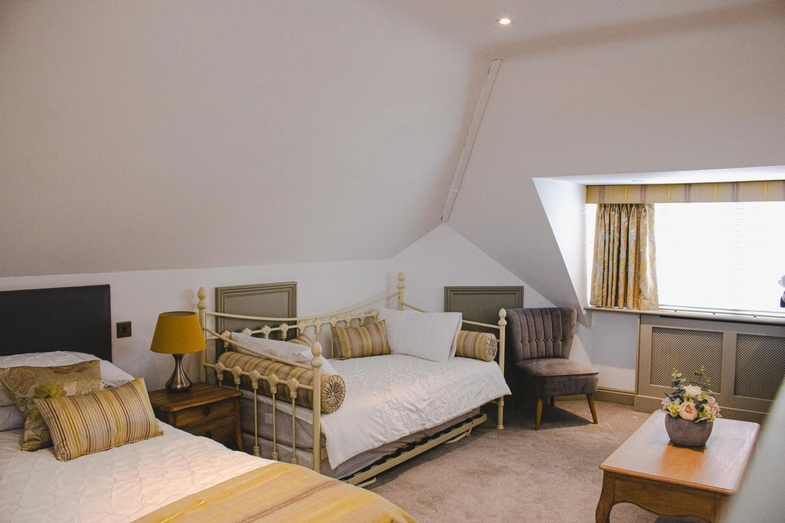 Family Room with Private Bathroom in The Bat and Ball