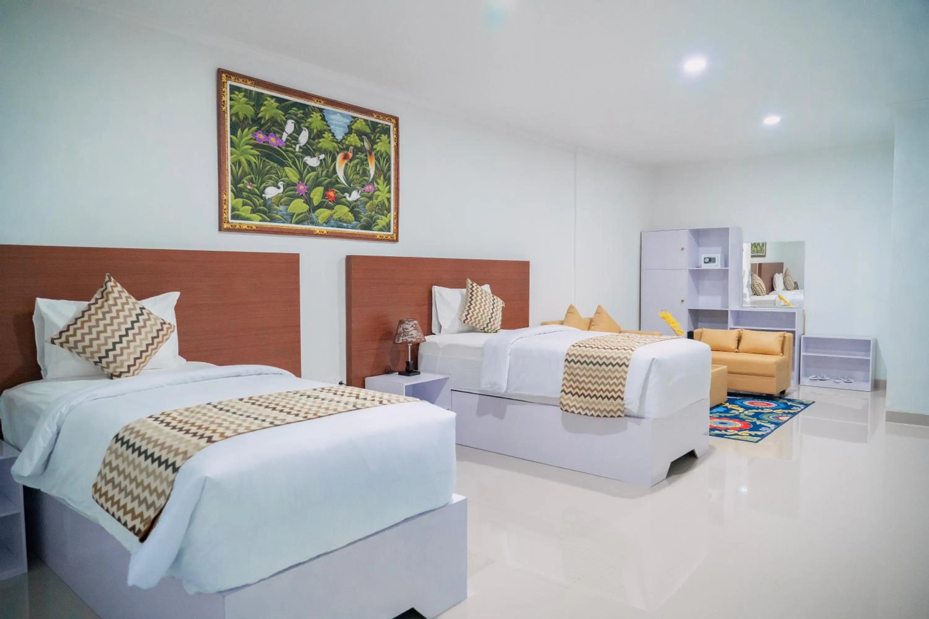 Deluxe Twin Room in The Pandan Sari Hotel